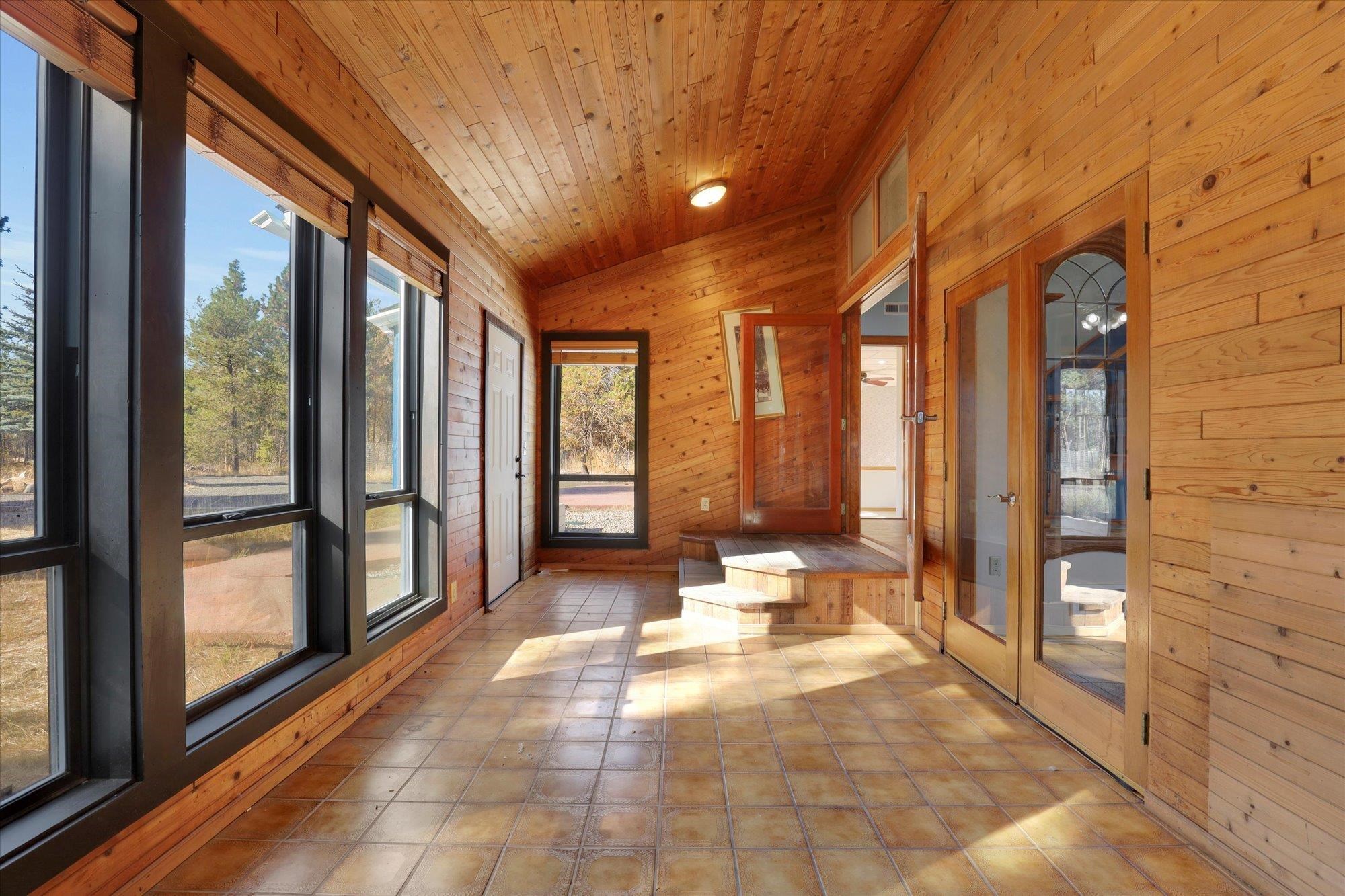 4221 E Bailey Rd - Photo 4