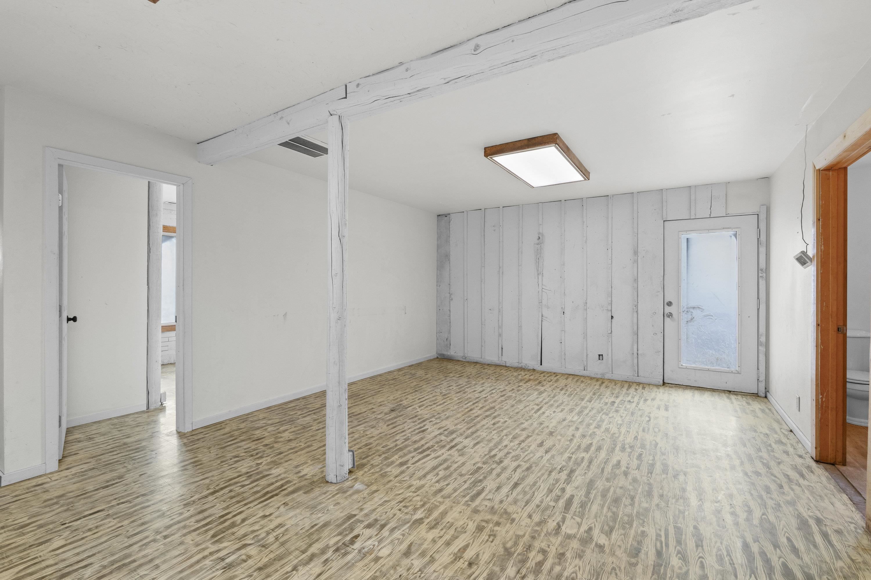 30 Logan St - Photo 13