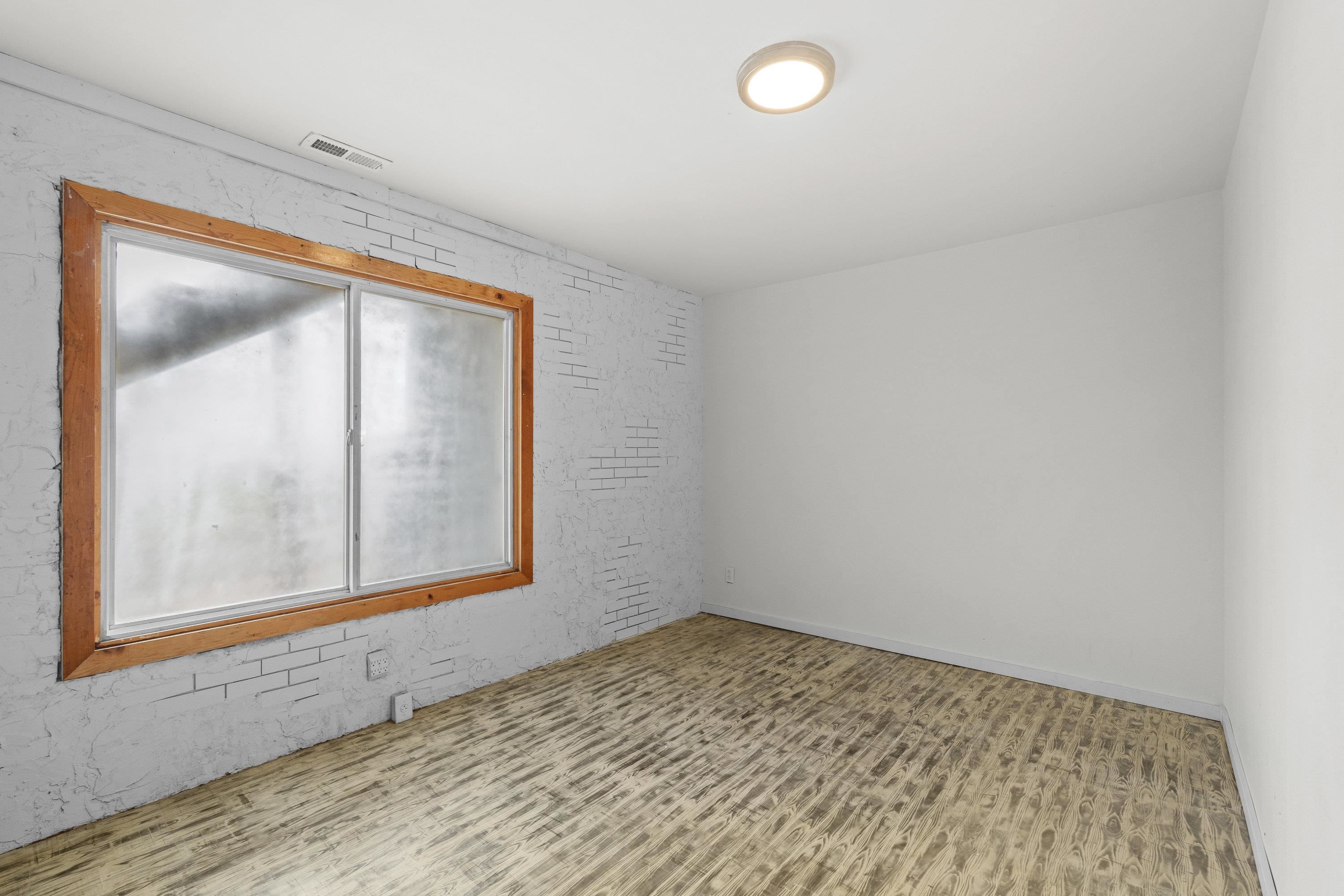 30 Logan St - Photo 14