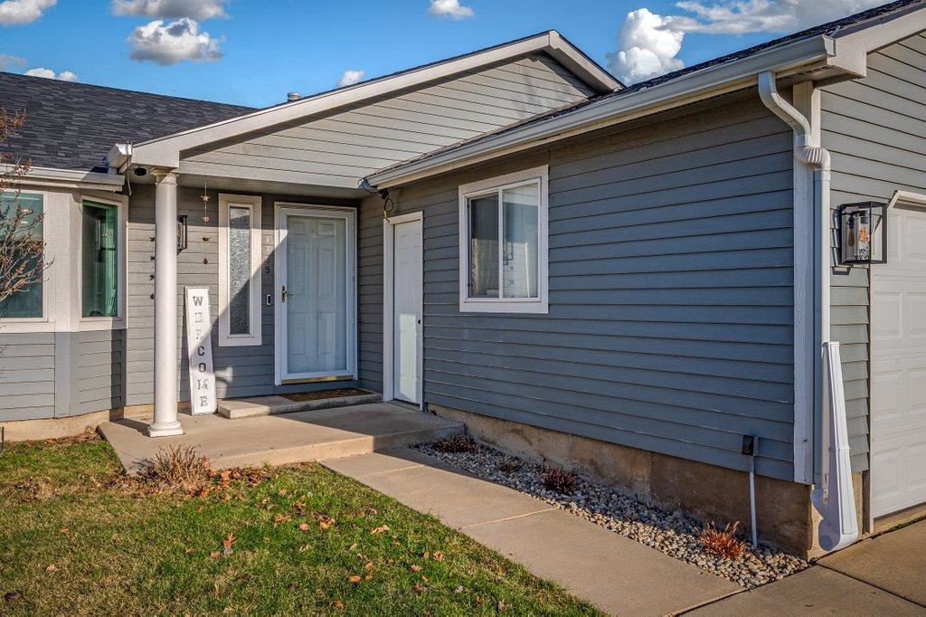 1705 E Johnson Ln - Photo 4