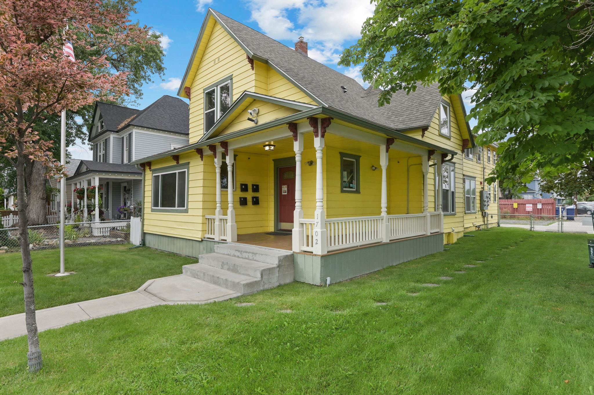 1702 W Dean Ave - Photo 3
