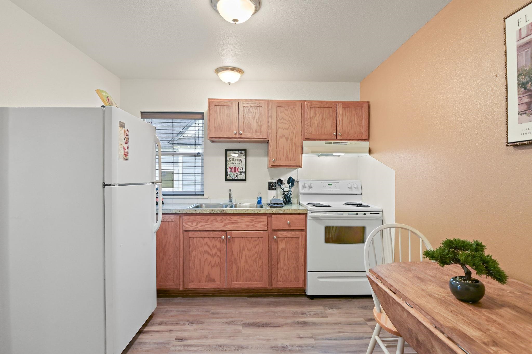 1702 W Dean Ave - Photo 22