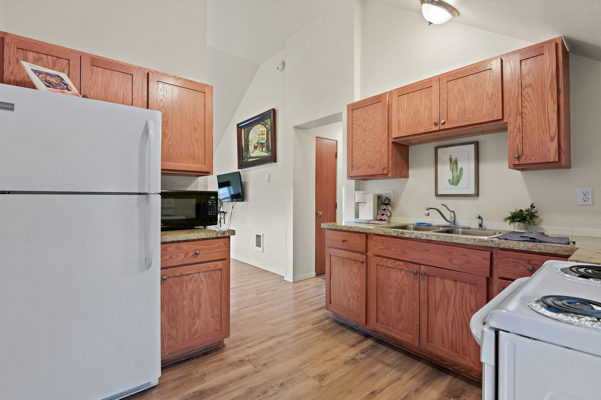 1702 W Dean Ave - Photo 41