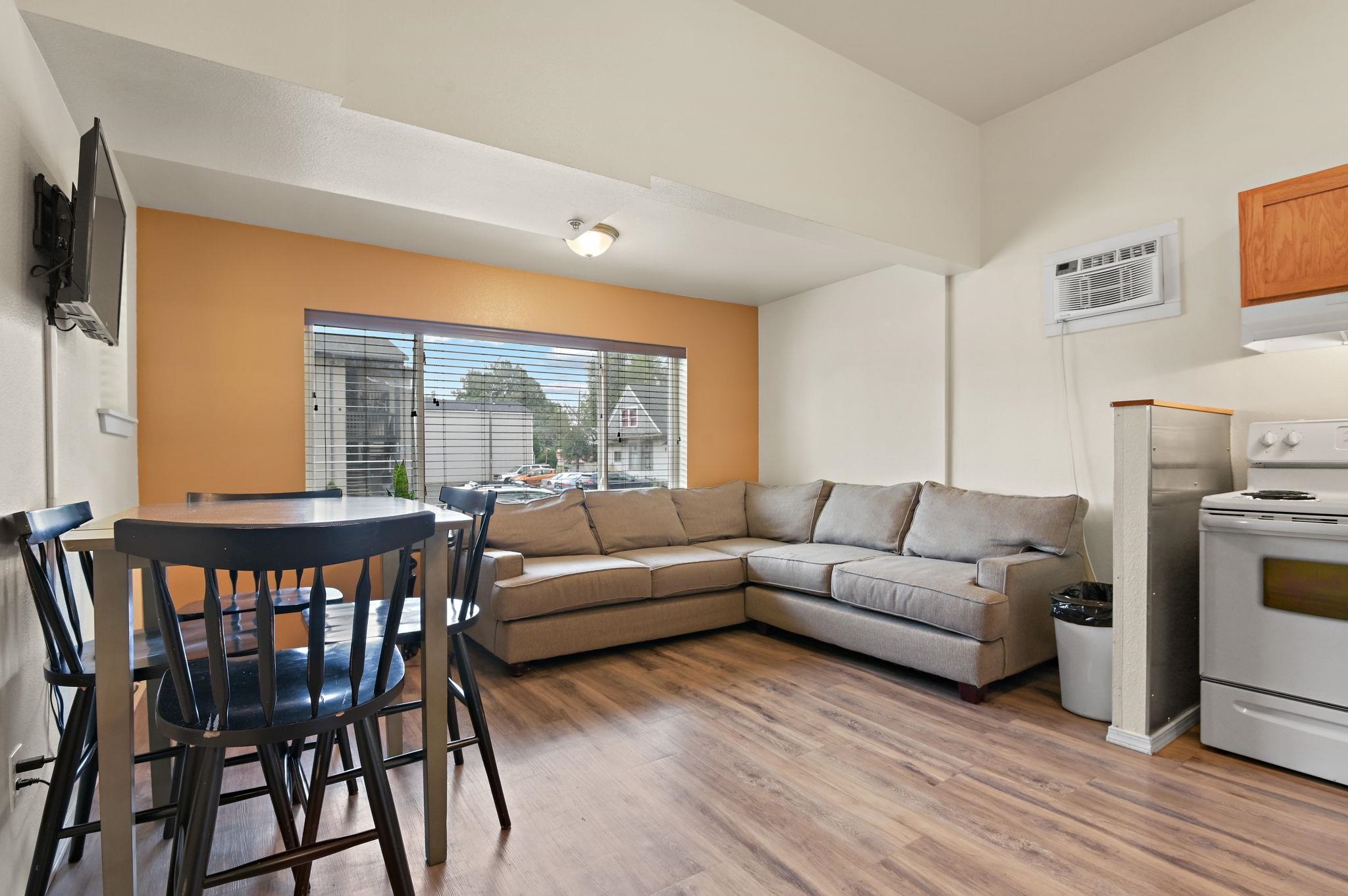 1702 W Dean Ave - Photo 8