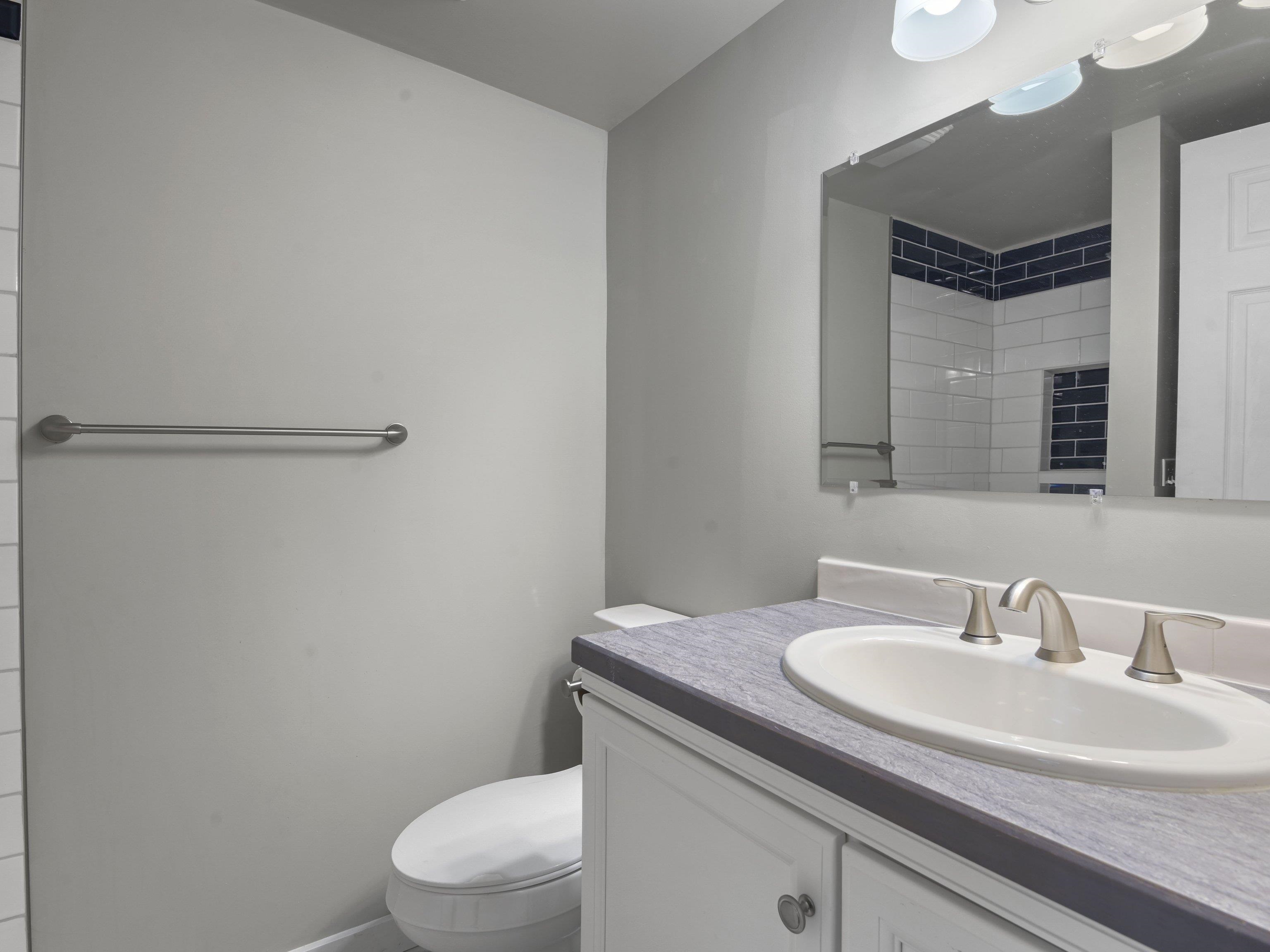 9601 N Ivanhoe Rd - Photo 12