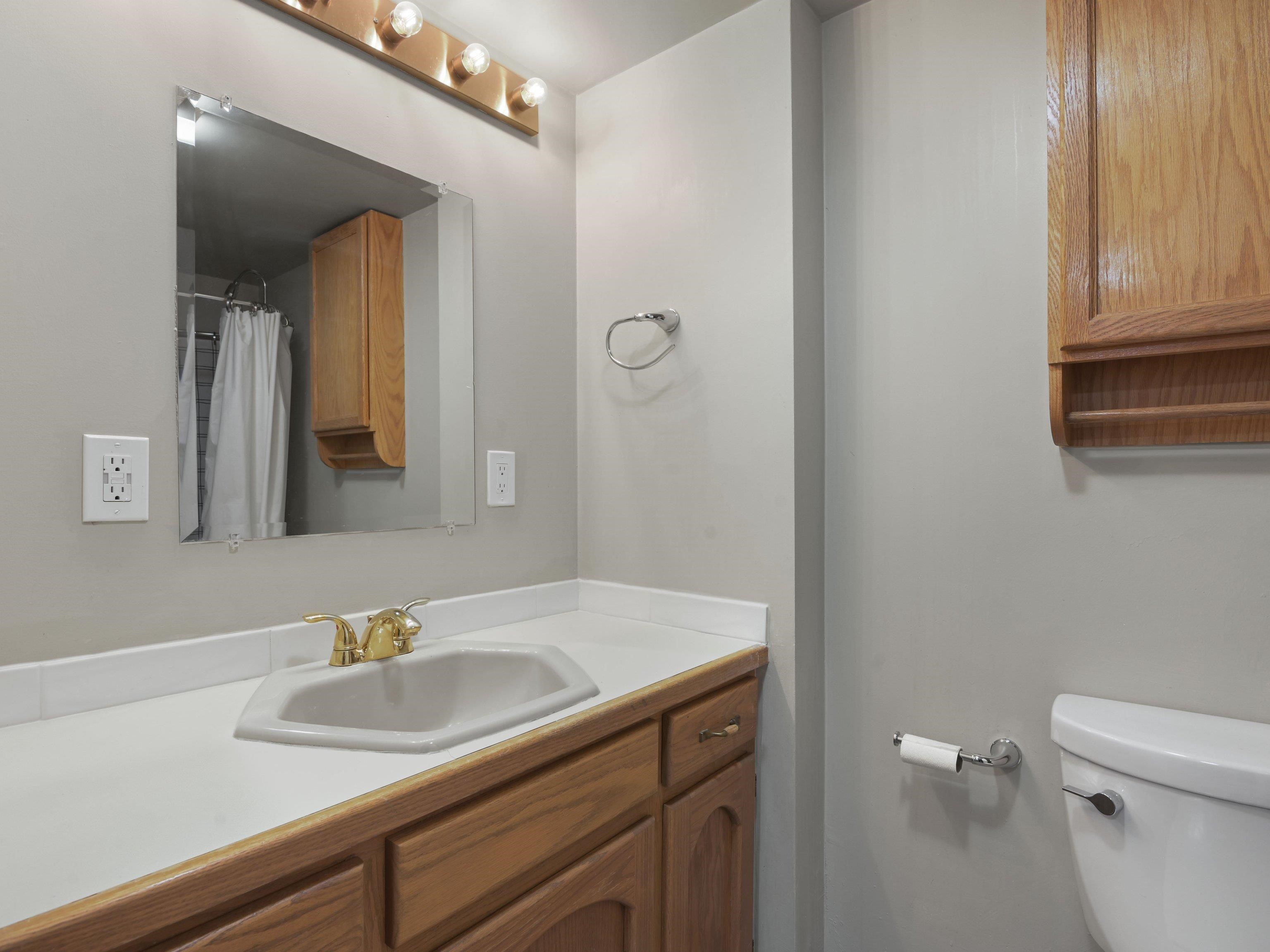 9601 N Ivanhoe Rd - Photo 16