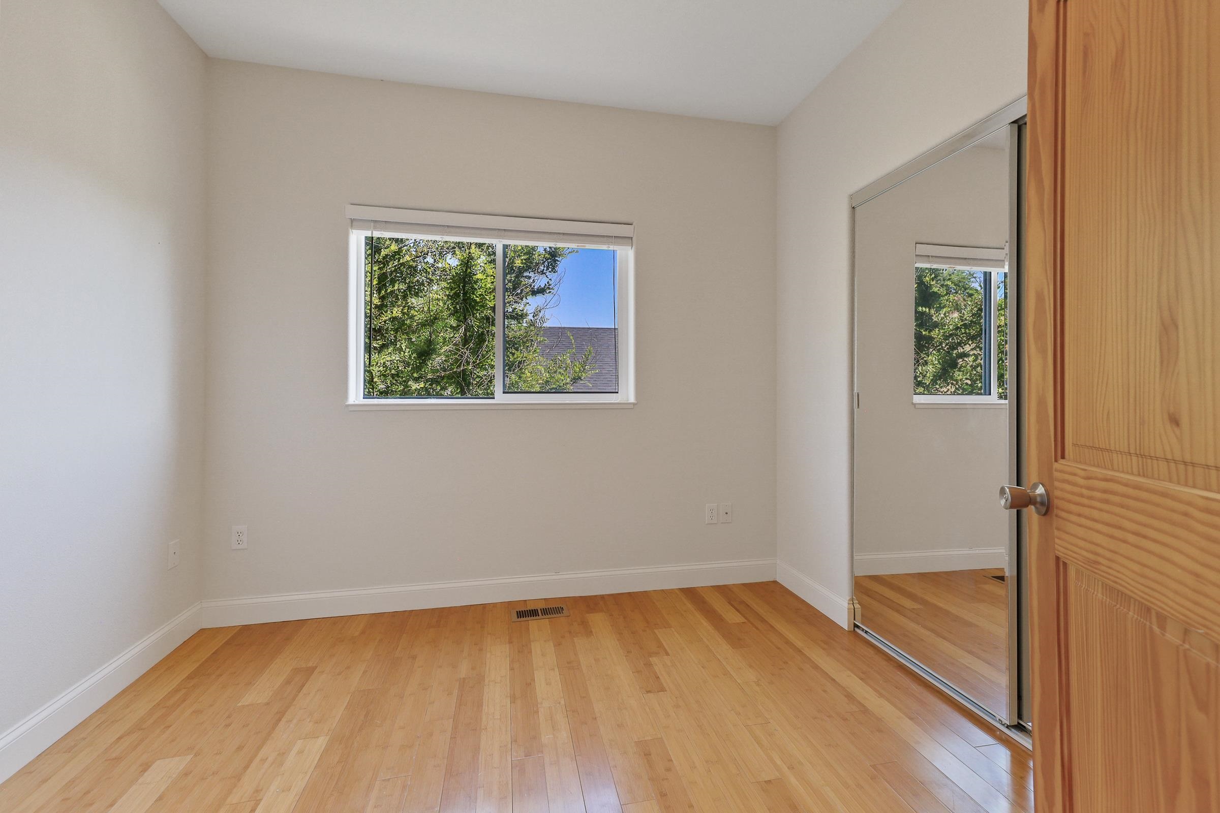 1426 W Cora Ct - Photo 16