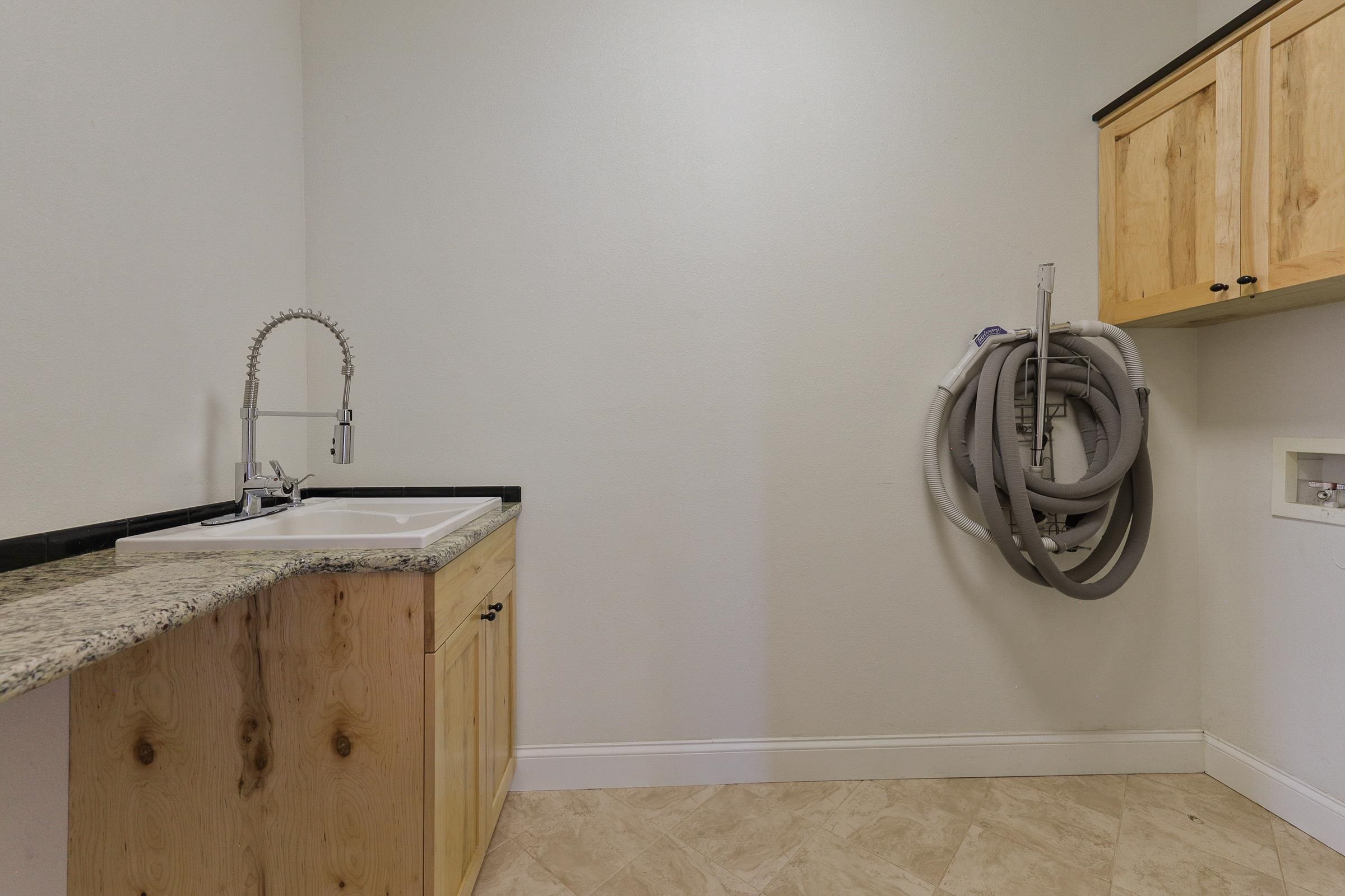 1426 W Cora Ct - Photo 25