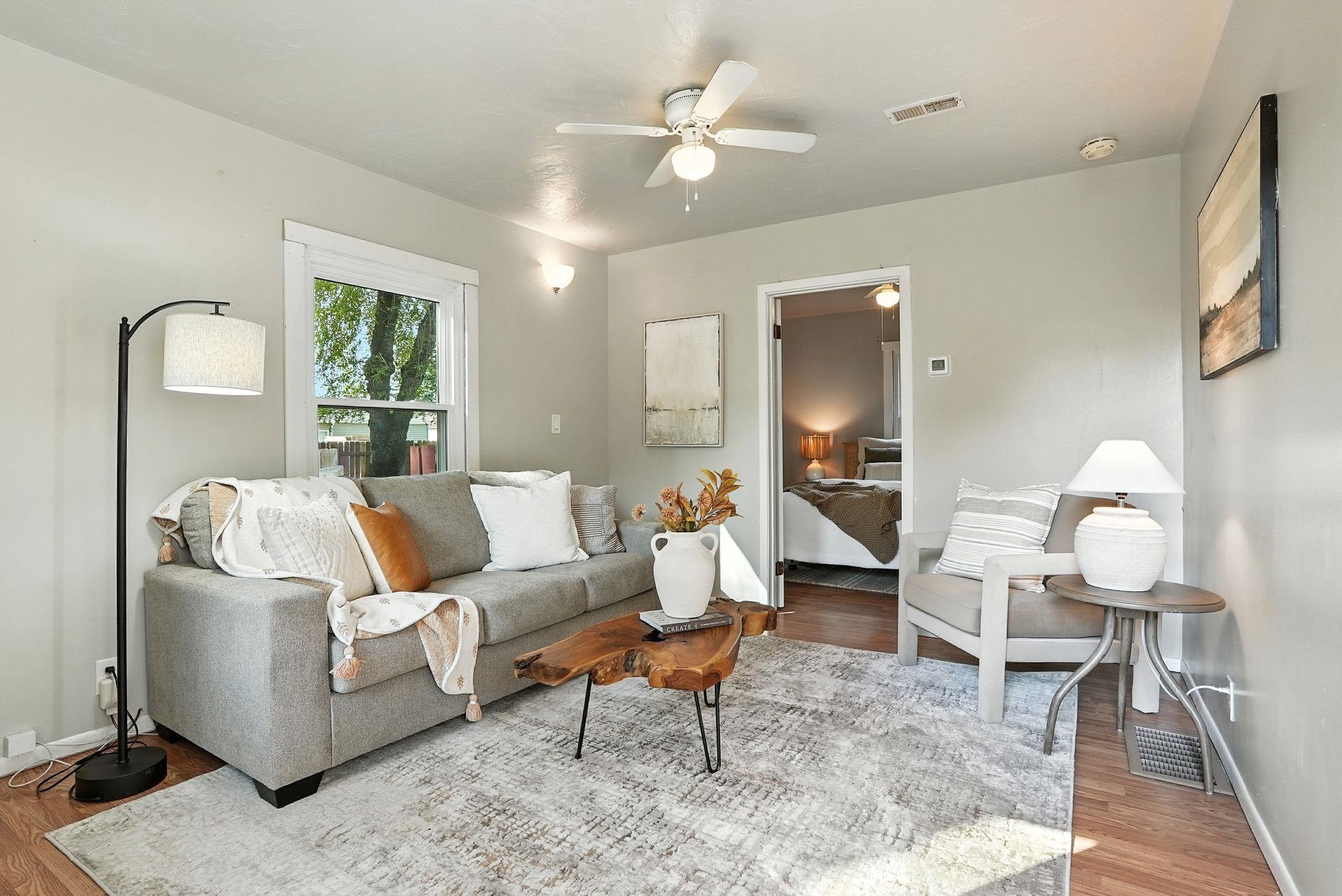 5919 N Howard St - Photo 4