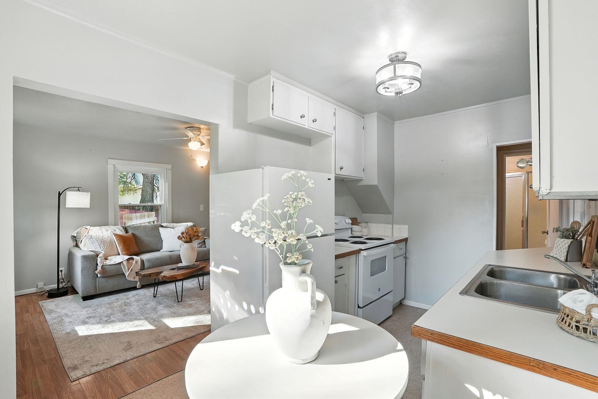 5919 N Howard St - Photo 8