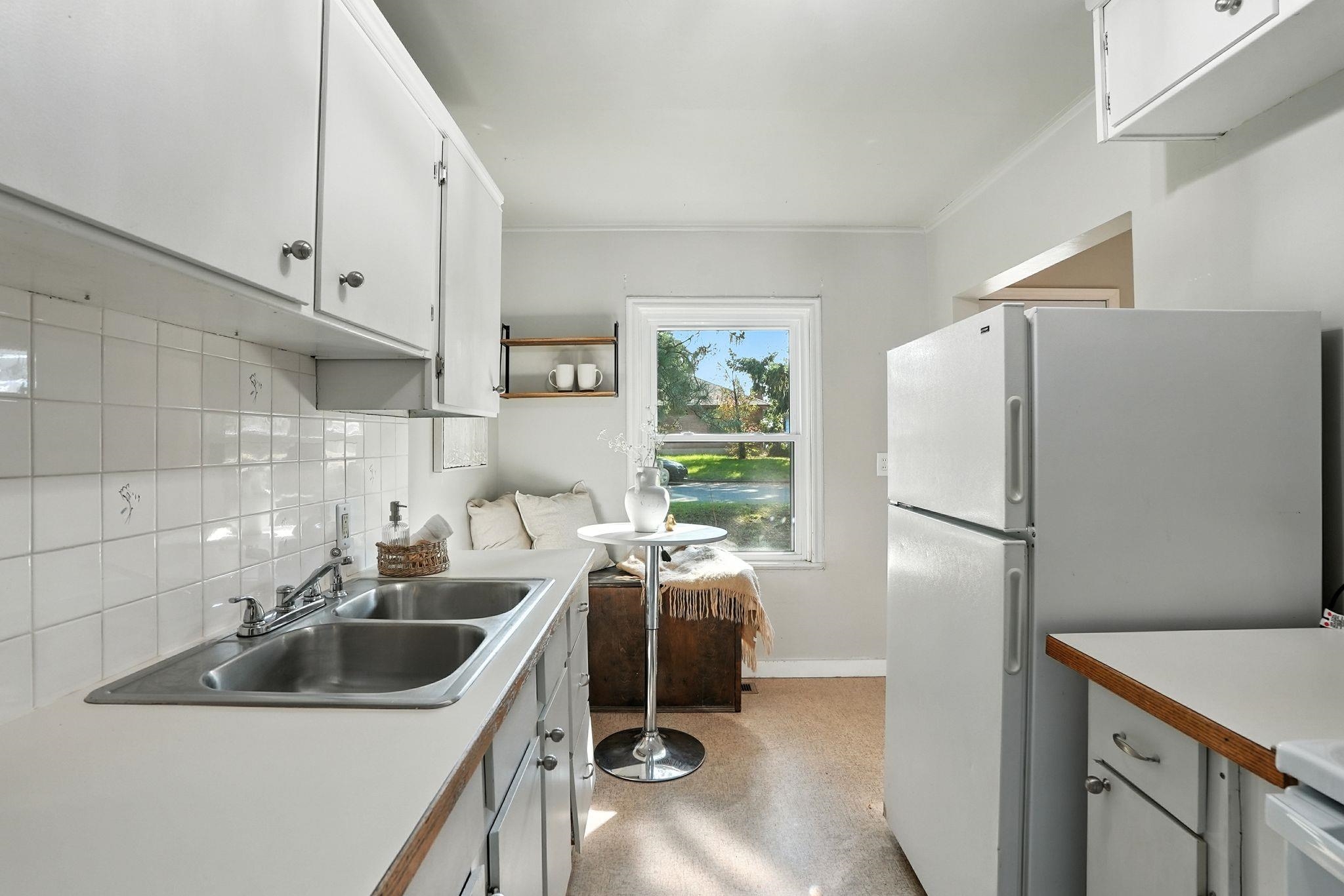 5919 N Howard St - Photo 9