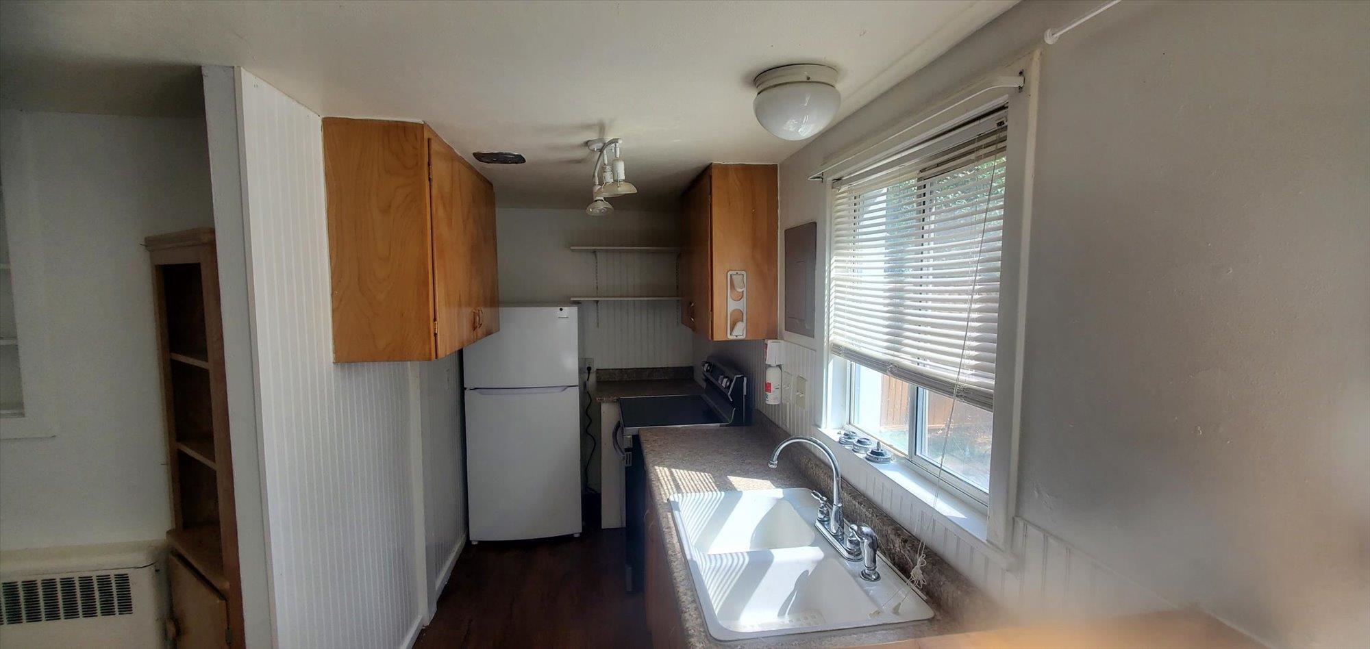 401 4th St - Photo 23