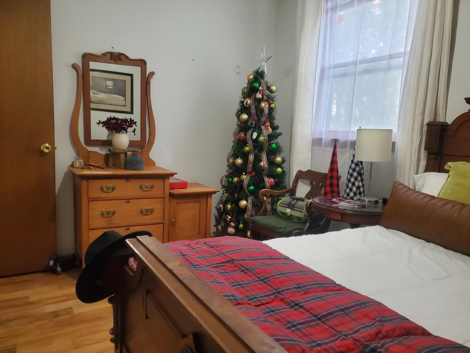 401 4th St - Photo 8
