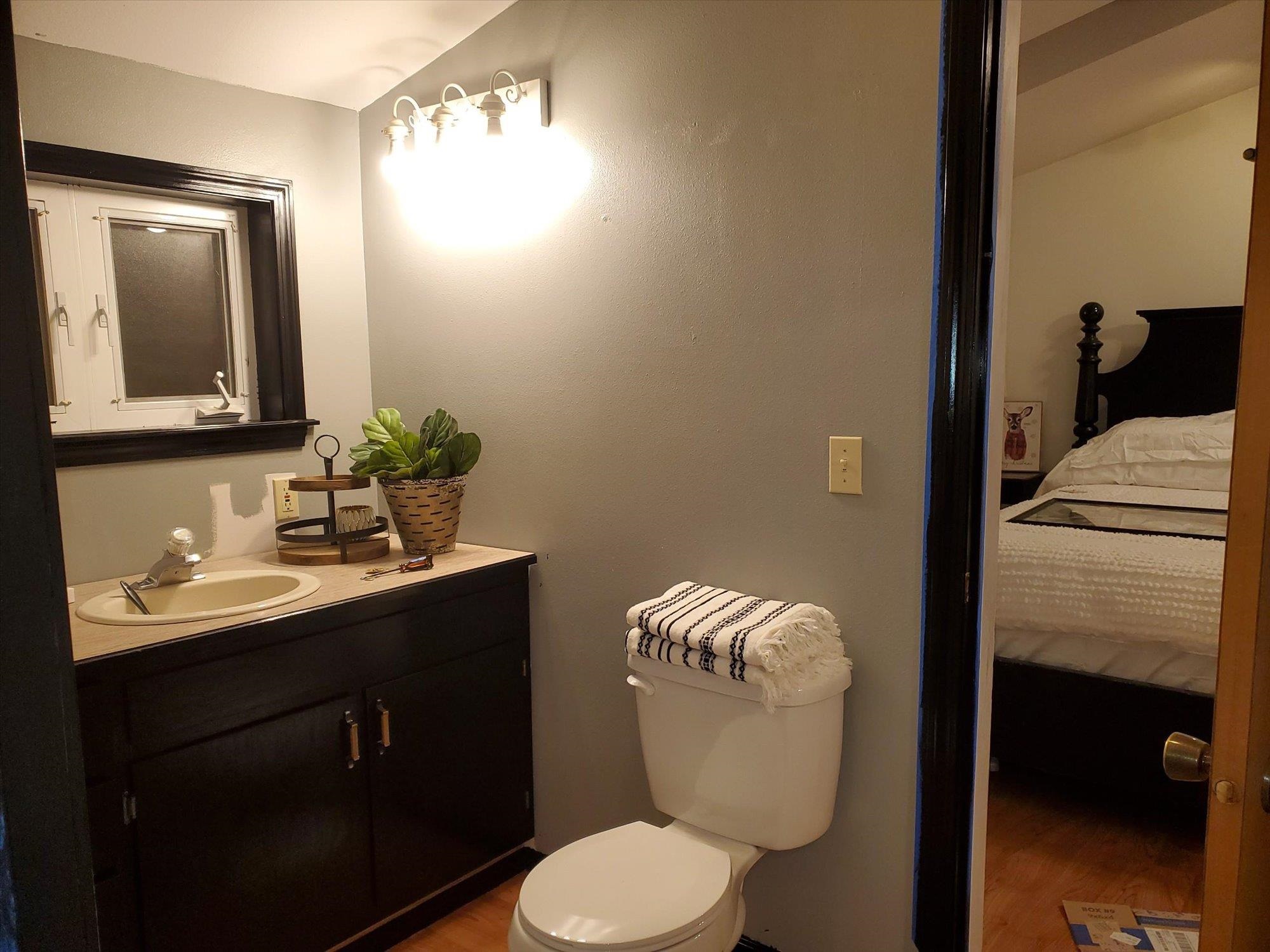 401 4th St - Photo 9