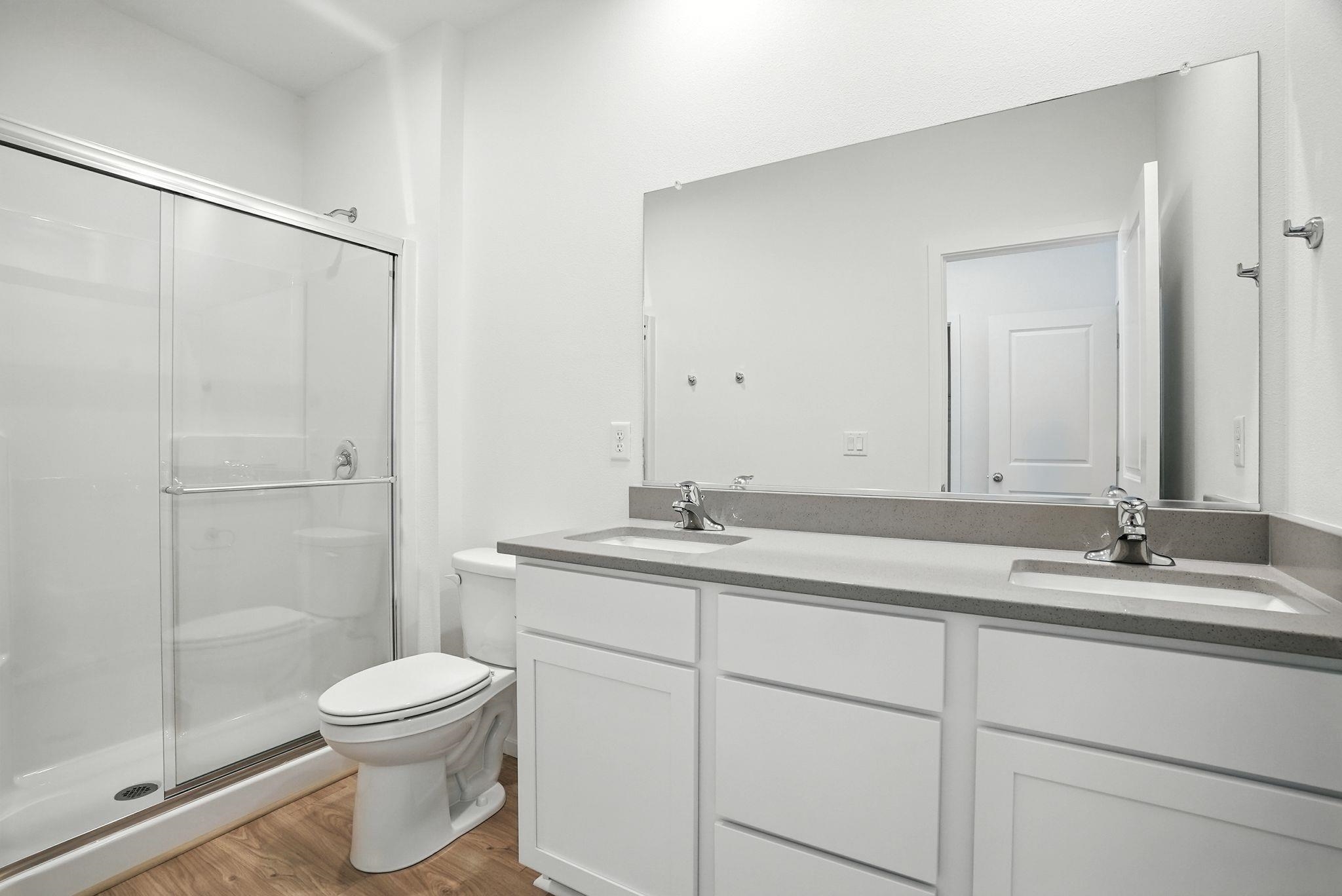 1321 E 12th St - Photo 18