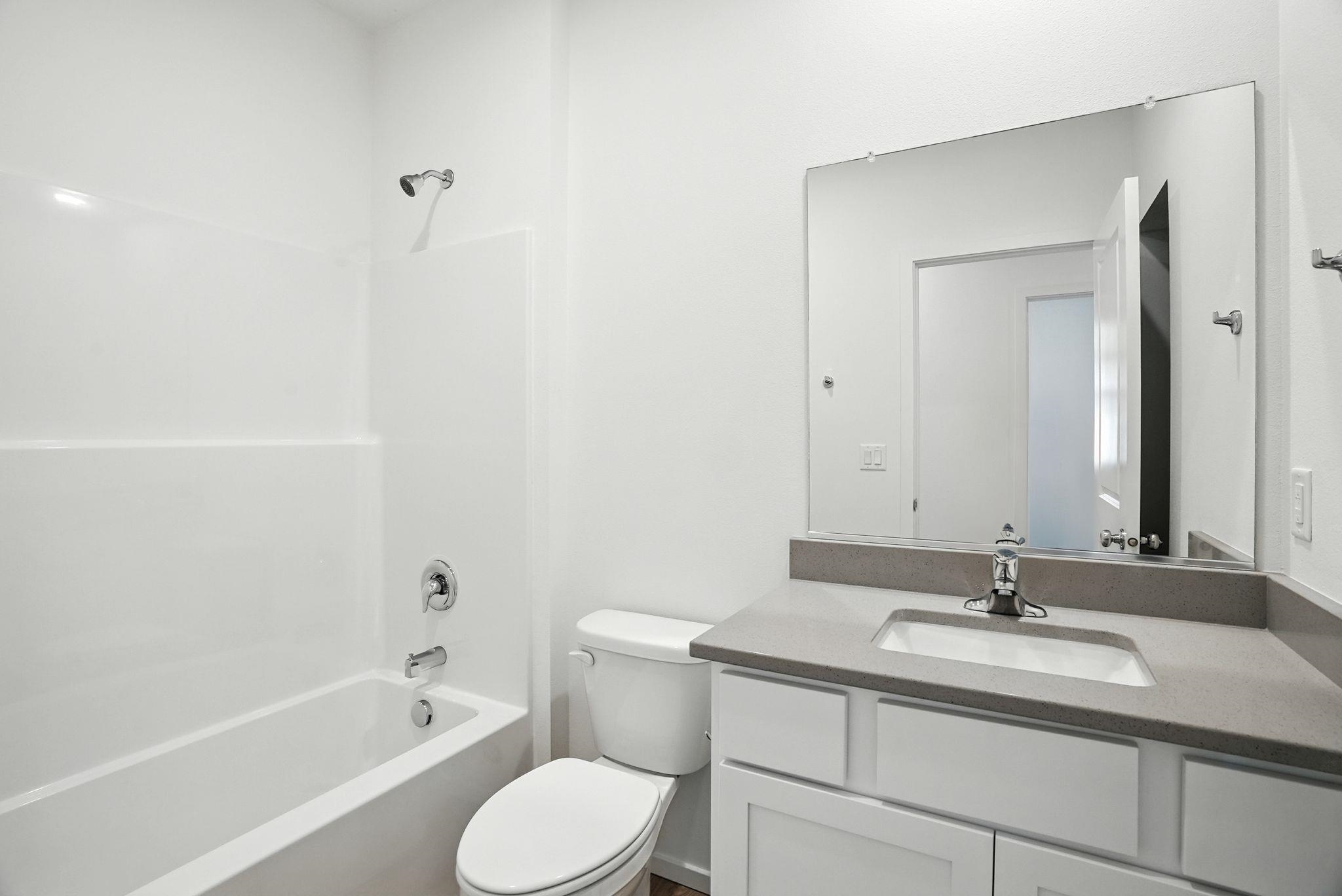 1321 E 12th St - Photo 20