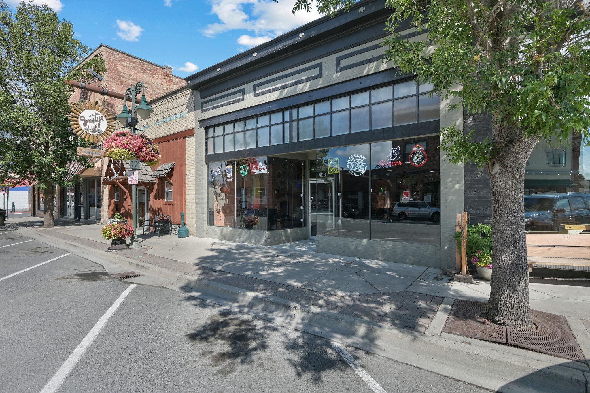 207 E Main Ave - Photo 1