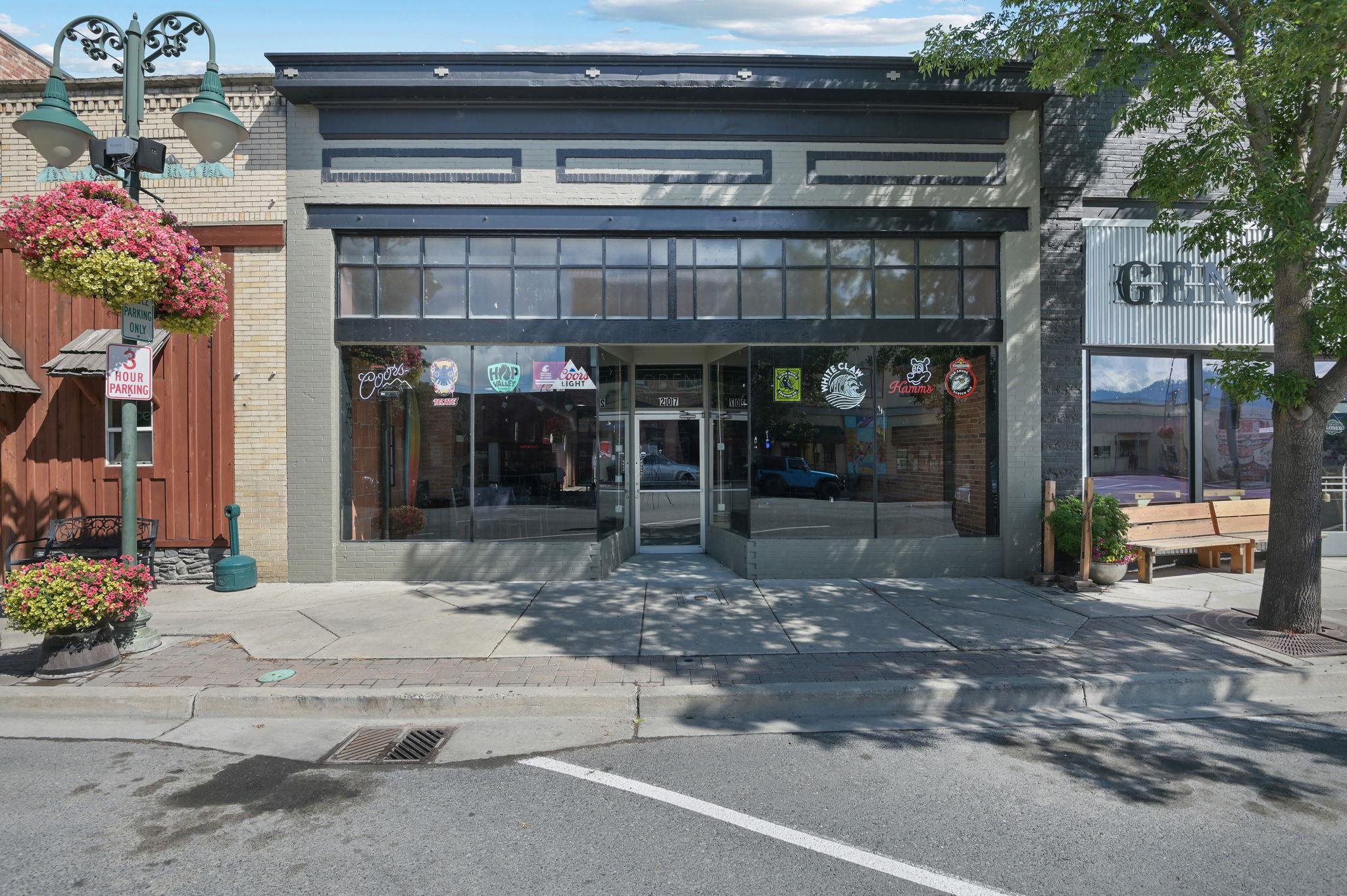 207 E Main Ave - Photo 2