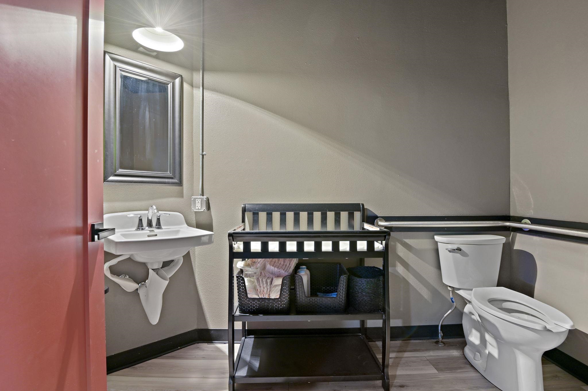 207 E Main Ave - Photo 20