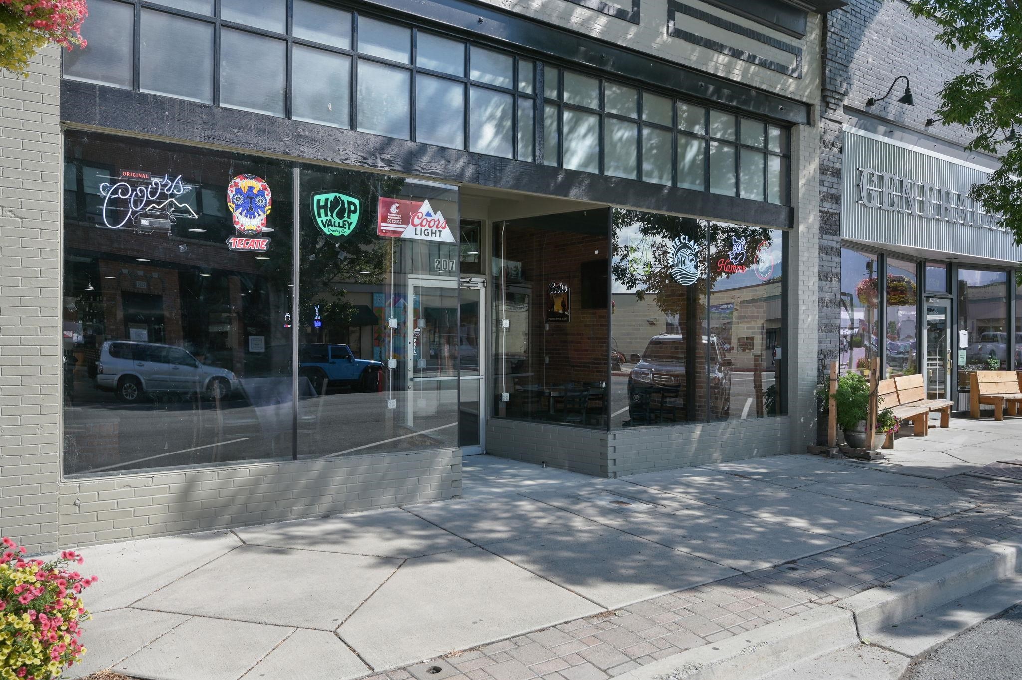 207 E Main Ave - Photo 3