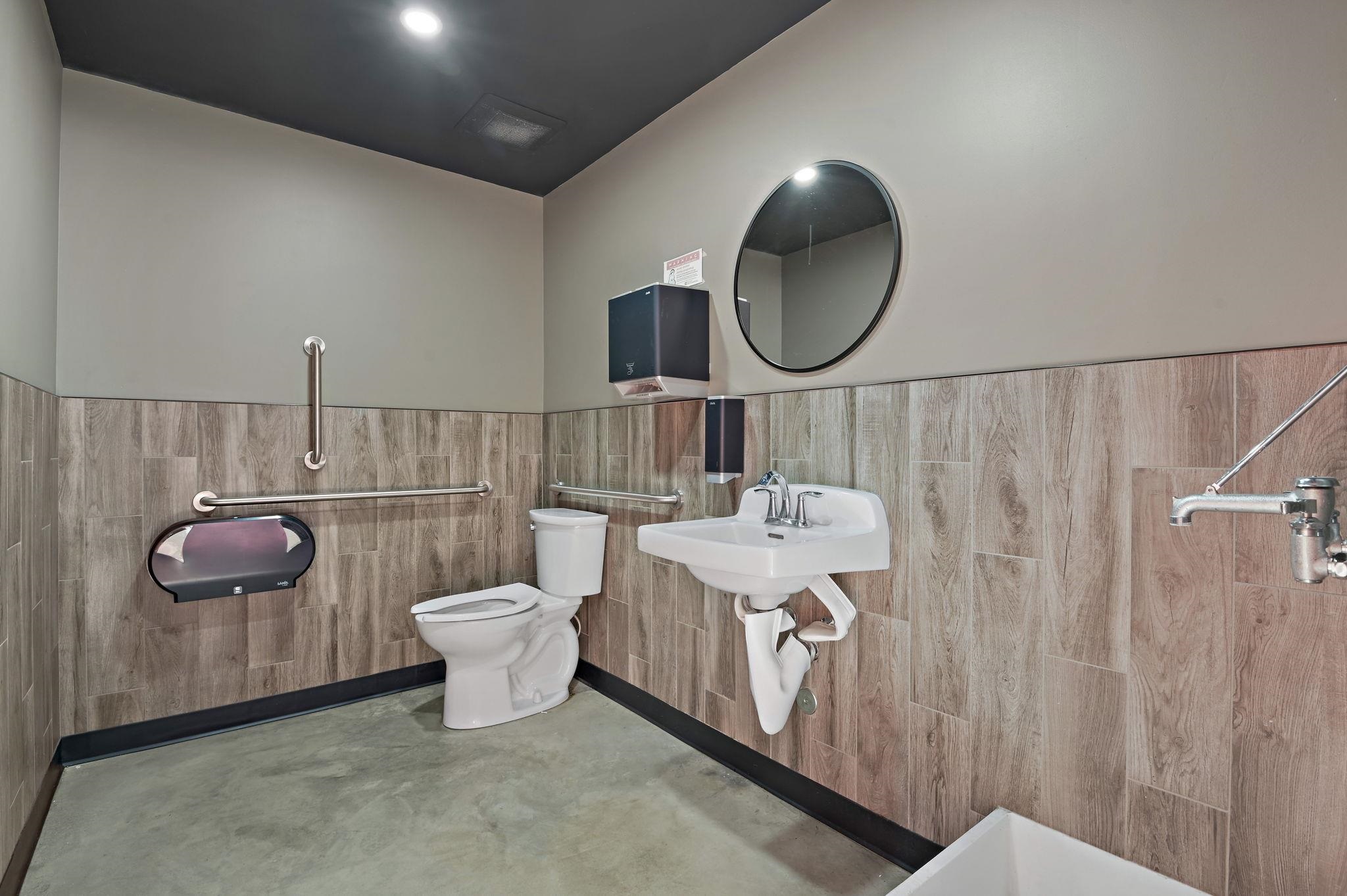 207 E Main Ave - Photo 21
