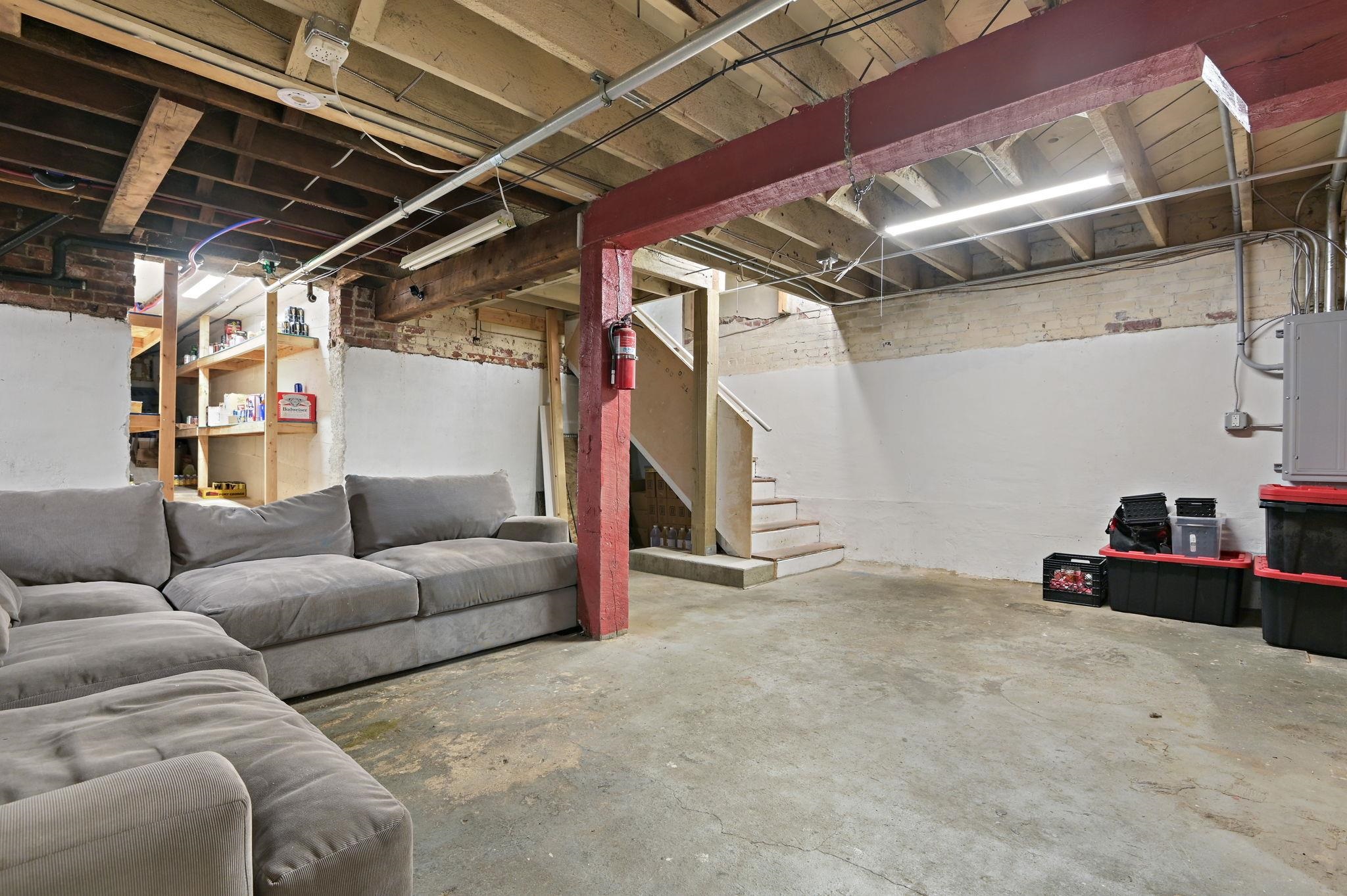 207 E Main Ave - Photo 32