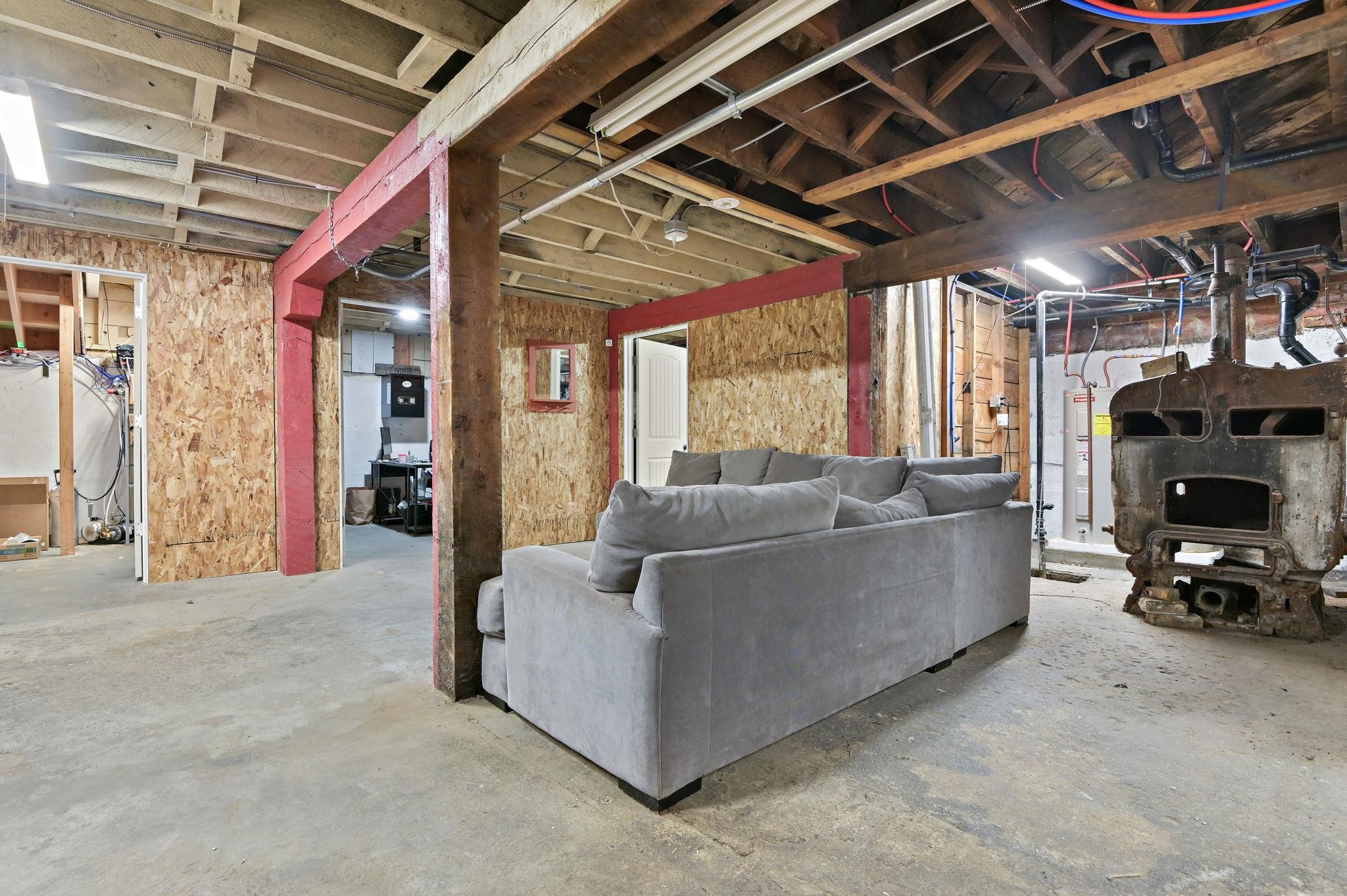 207 E Main Ave - Photo 33