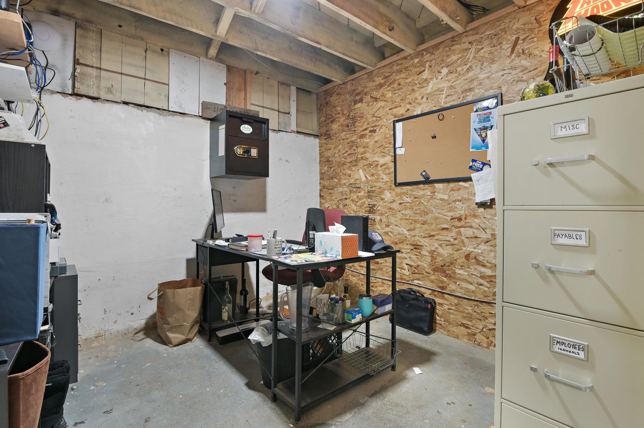 207 E Main Ave - Photo 34
