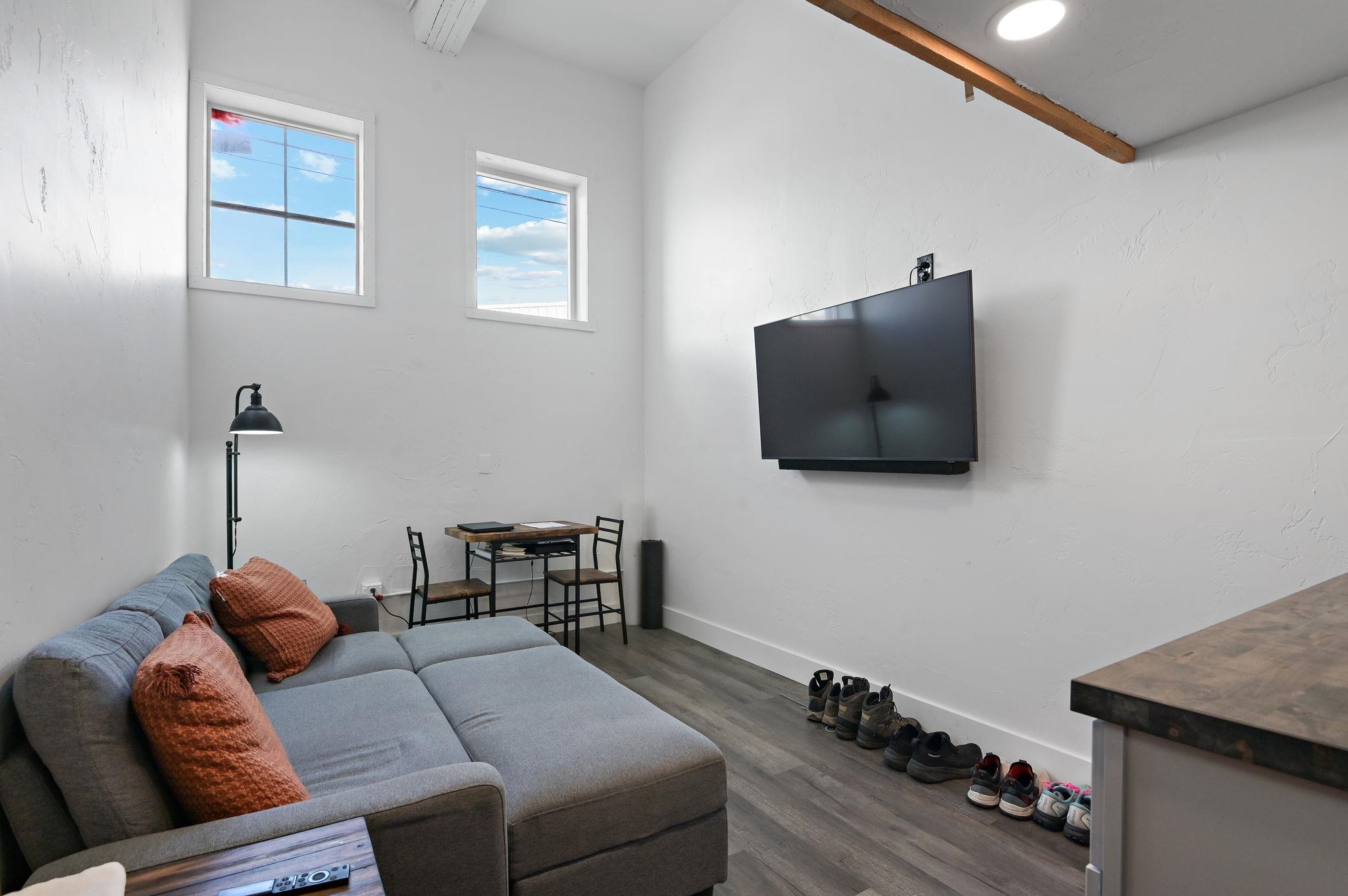 207 E Main Ave - Photo 37