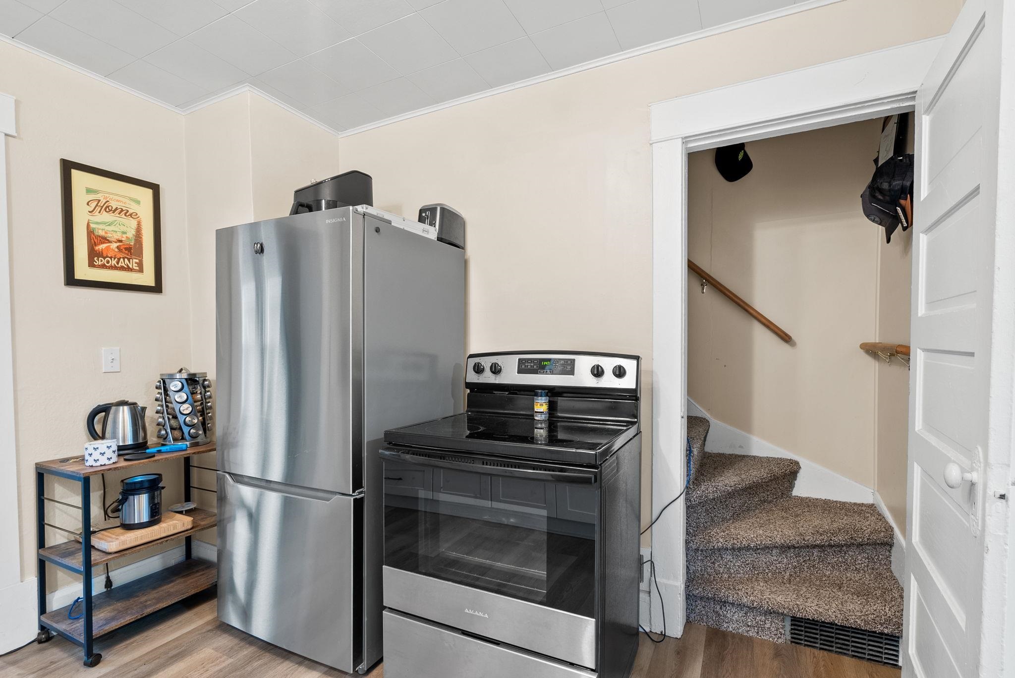 824 E Crown Ave - Photo 13
