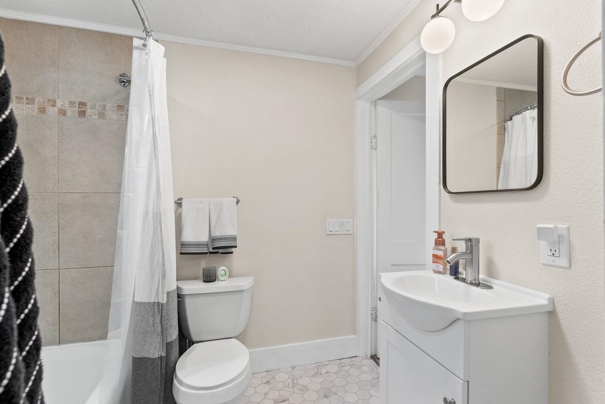 824 E Crown Ave - Photo 8