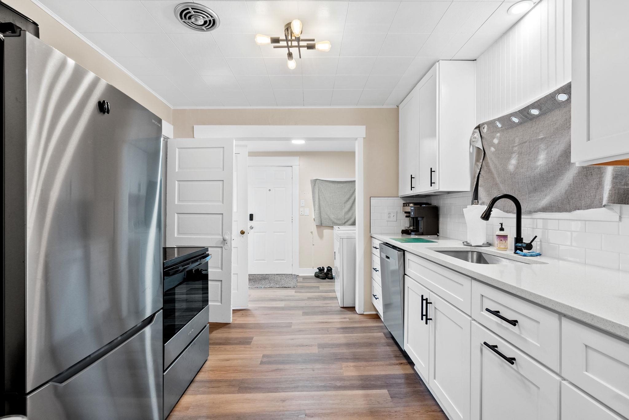 824 E Crown Ave - Photo 9