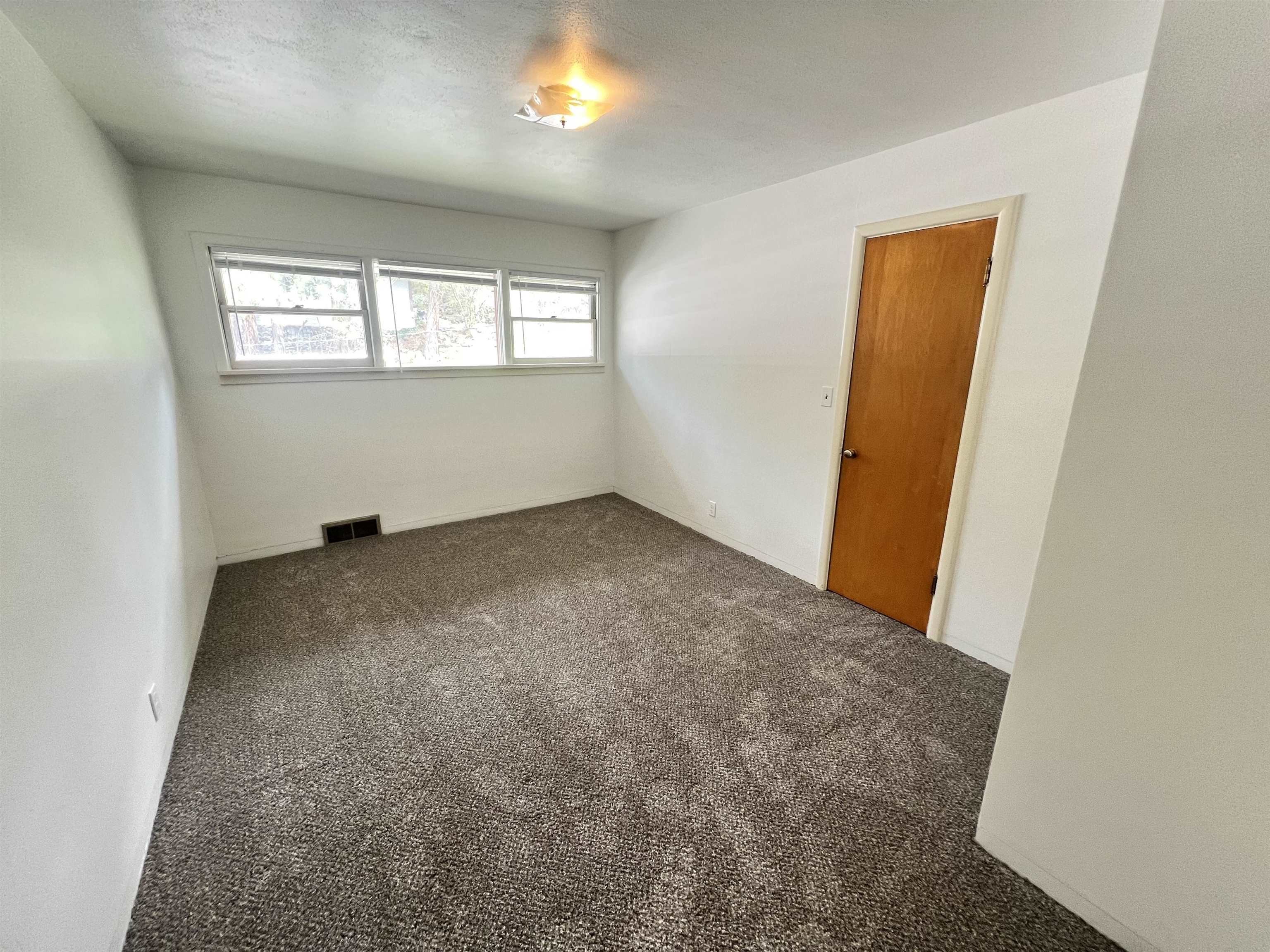 794 W Cliff Dr - Photo 7