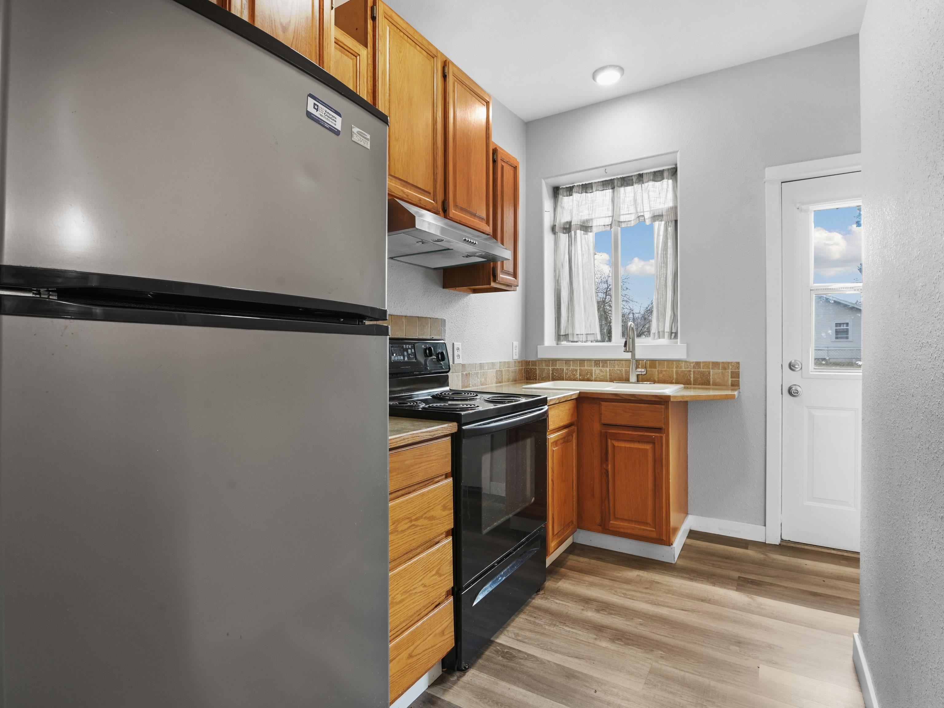 1123 W Wabash Ave - Photo 16