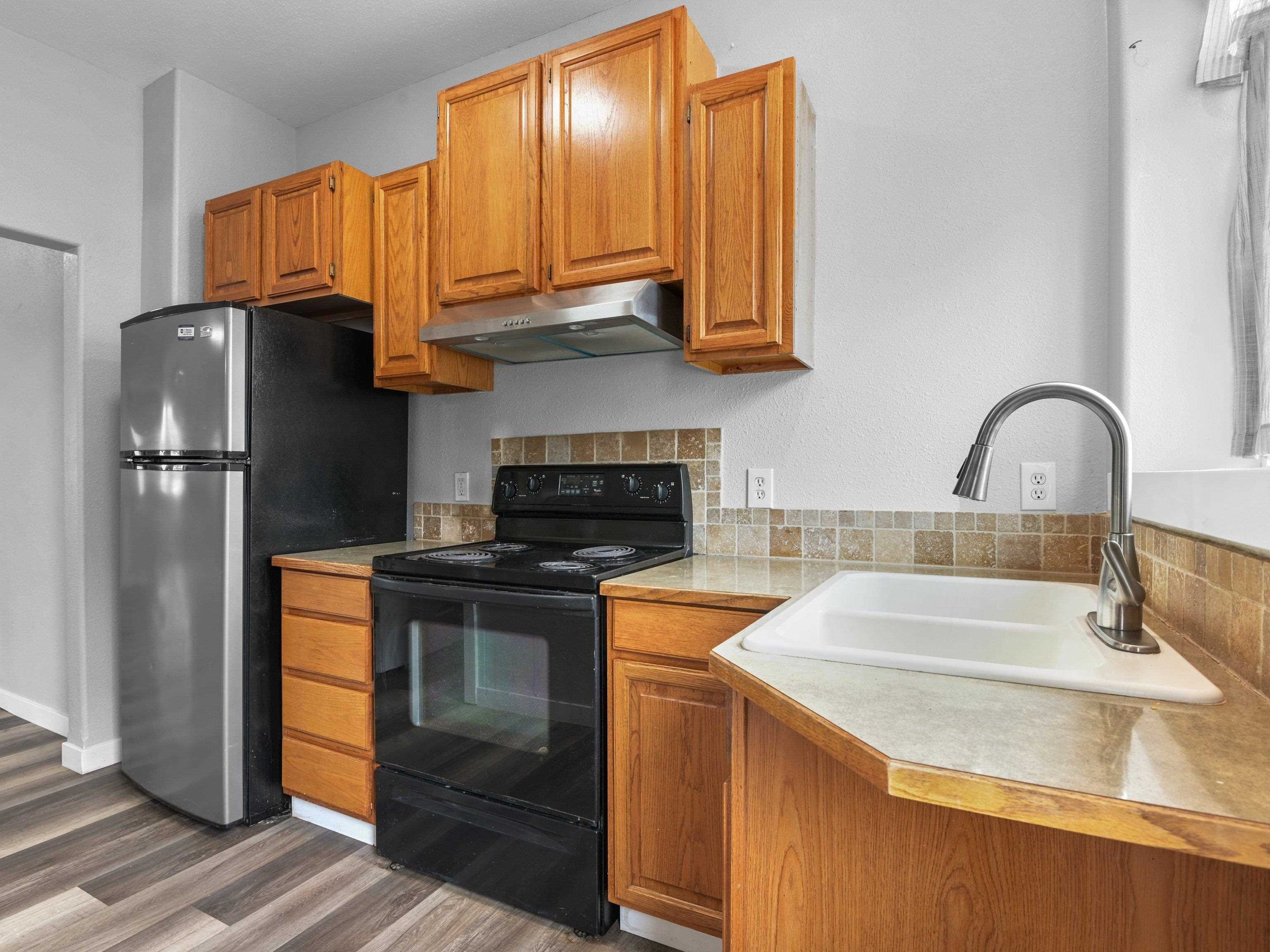 1123 W Wabash Ave - Photo 18