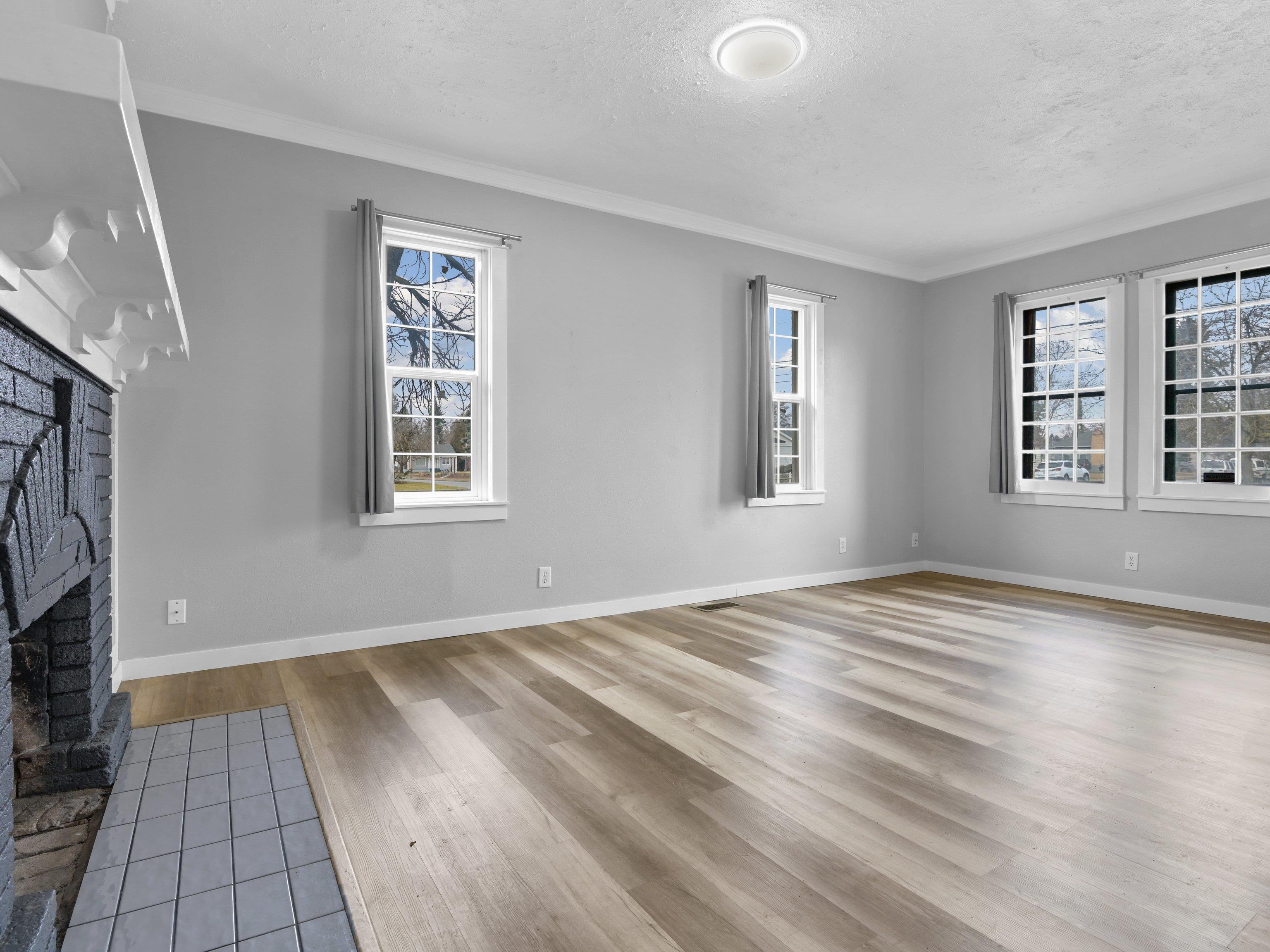 1123 W Wabash Ave - Photo 8