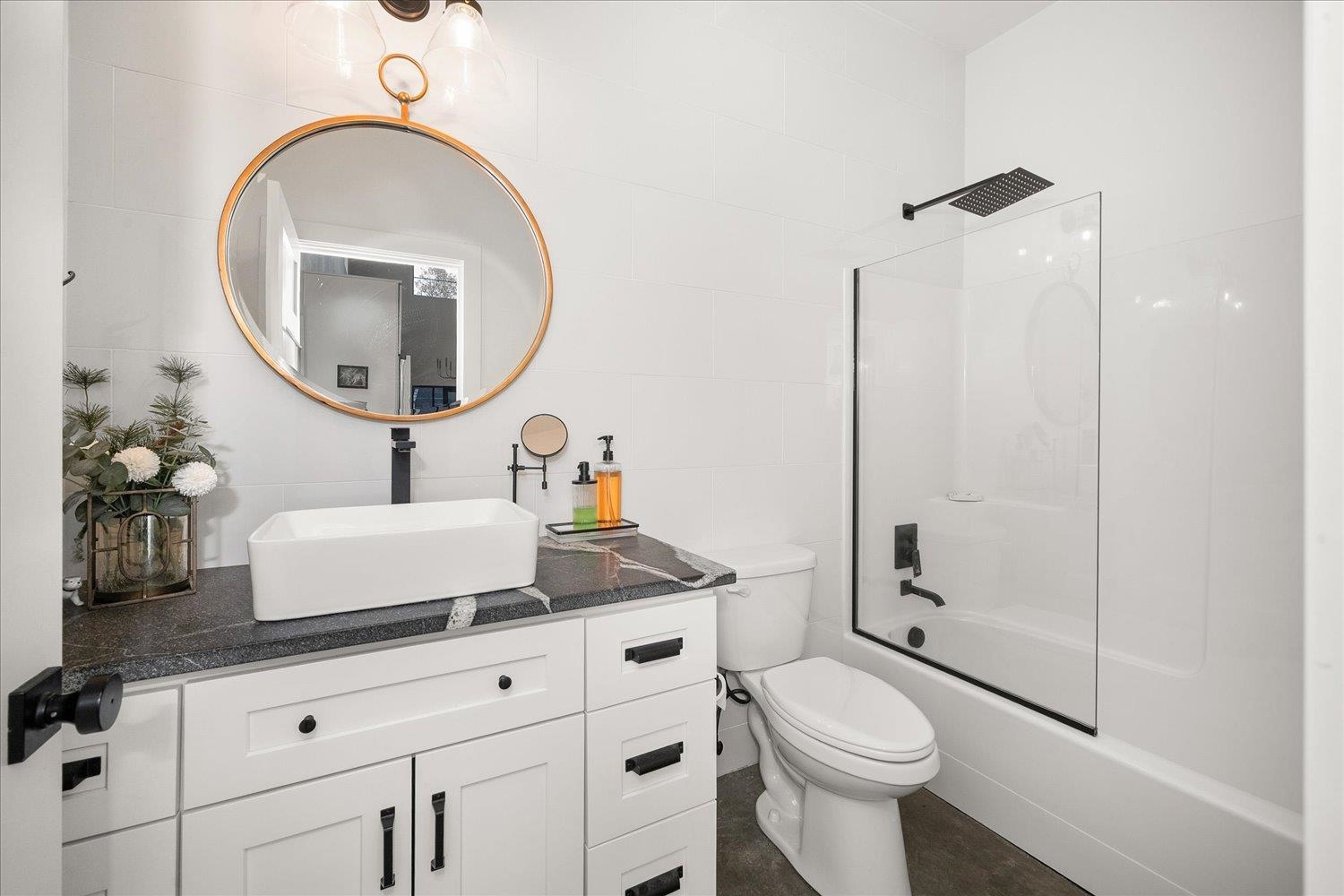 3326 E 55th Ave - Photo 12