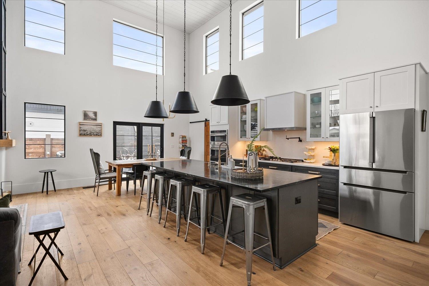 3326 E 55th Ave - Photo 9
