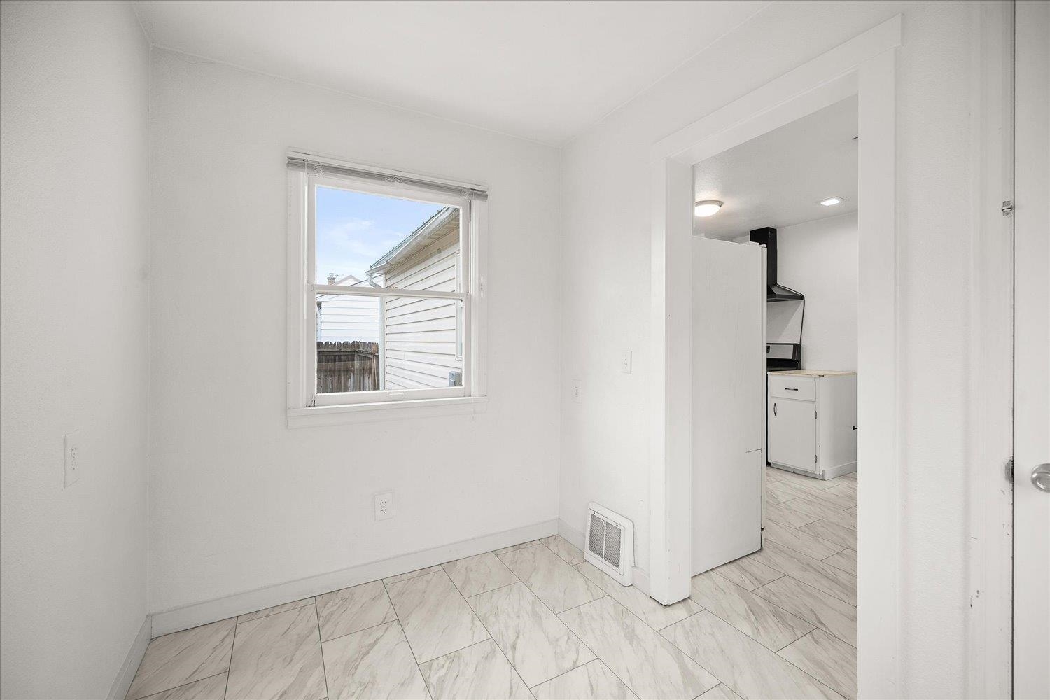 517 E Courtland Ave - Photo 19