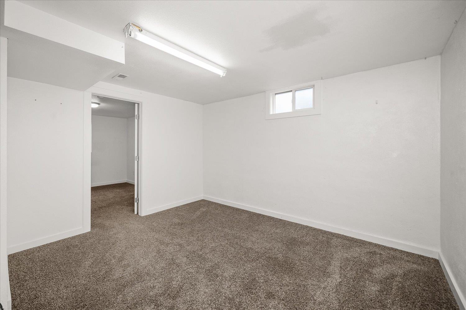 517 E Courtland Ave - Photo 23