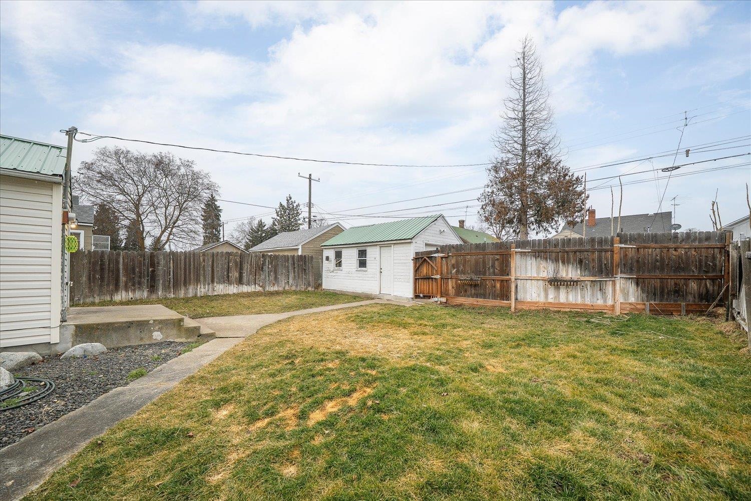 517 E Courtland Ave - Photo 34