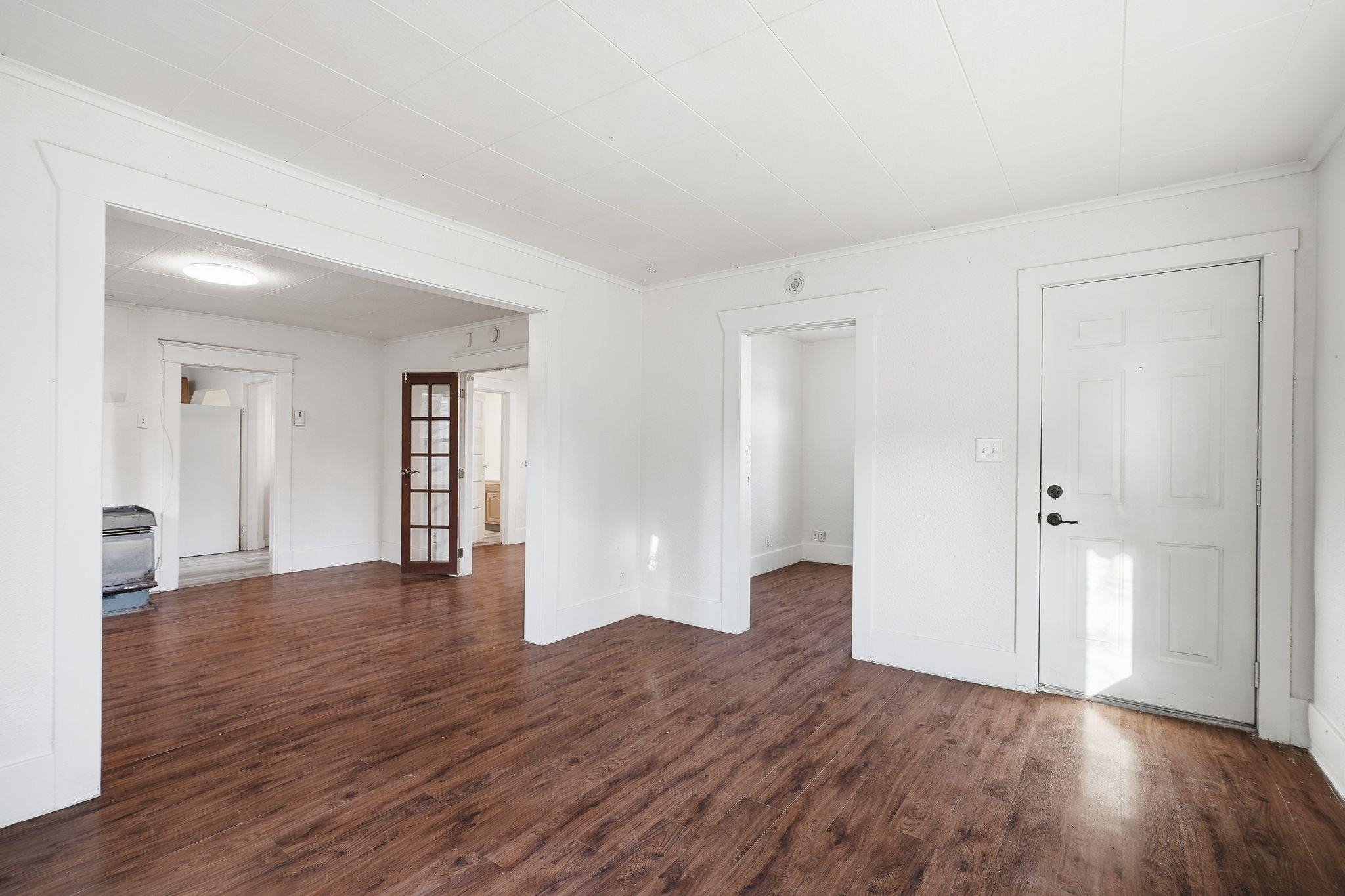 616 S Ray St - Photo 2
