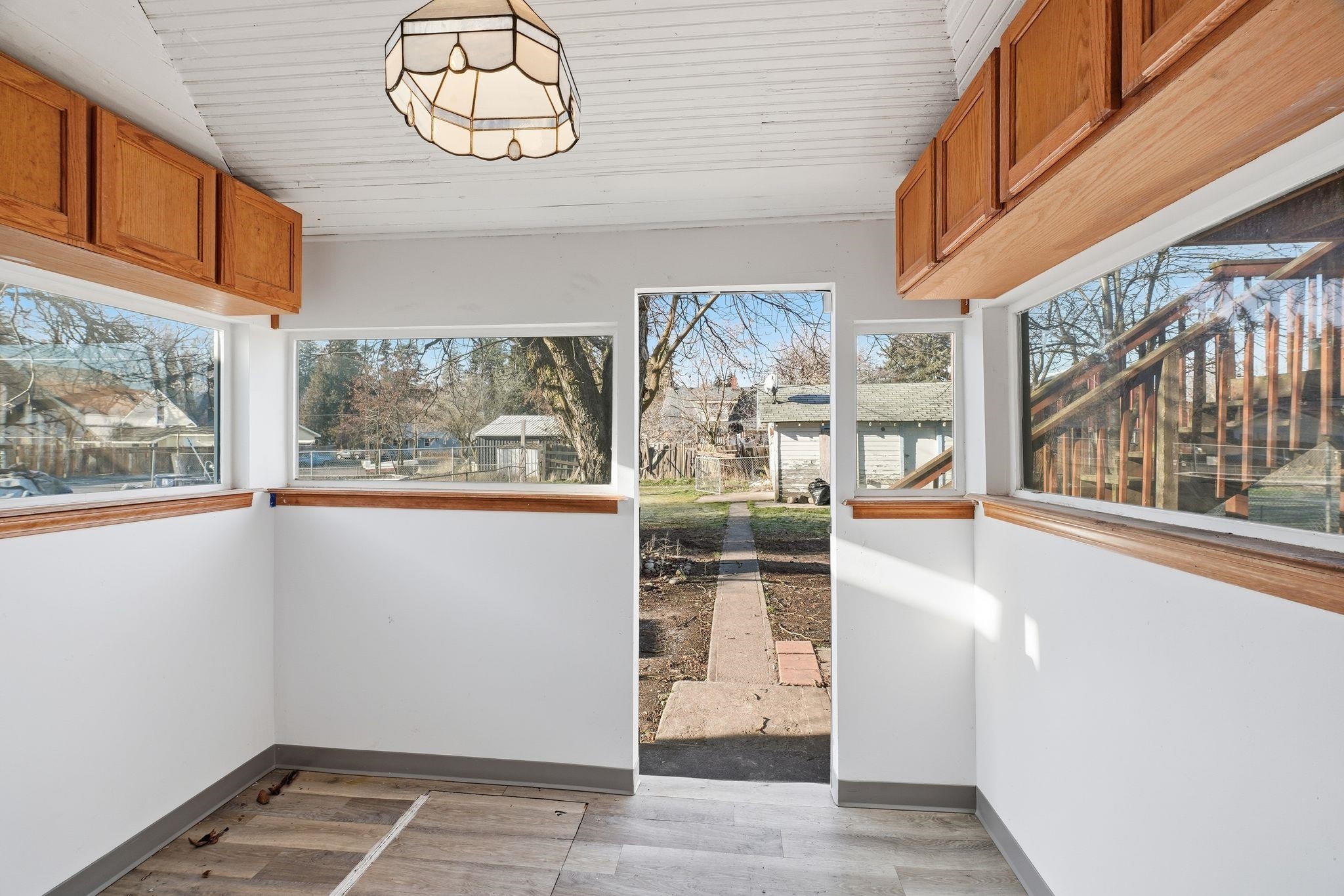 616 S Ray St - Photo 24