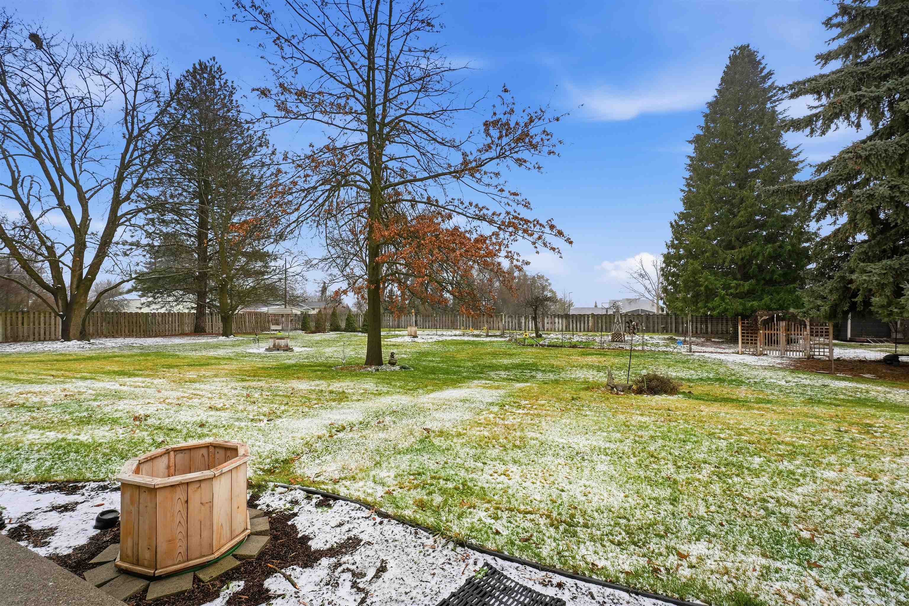 15220 E 36th Ave - Photo 30