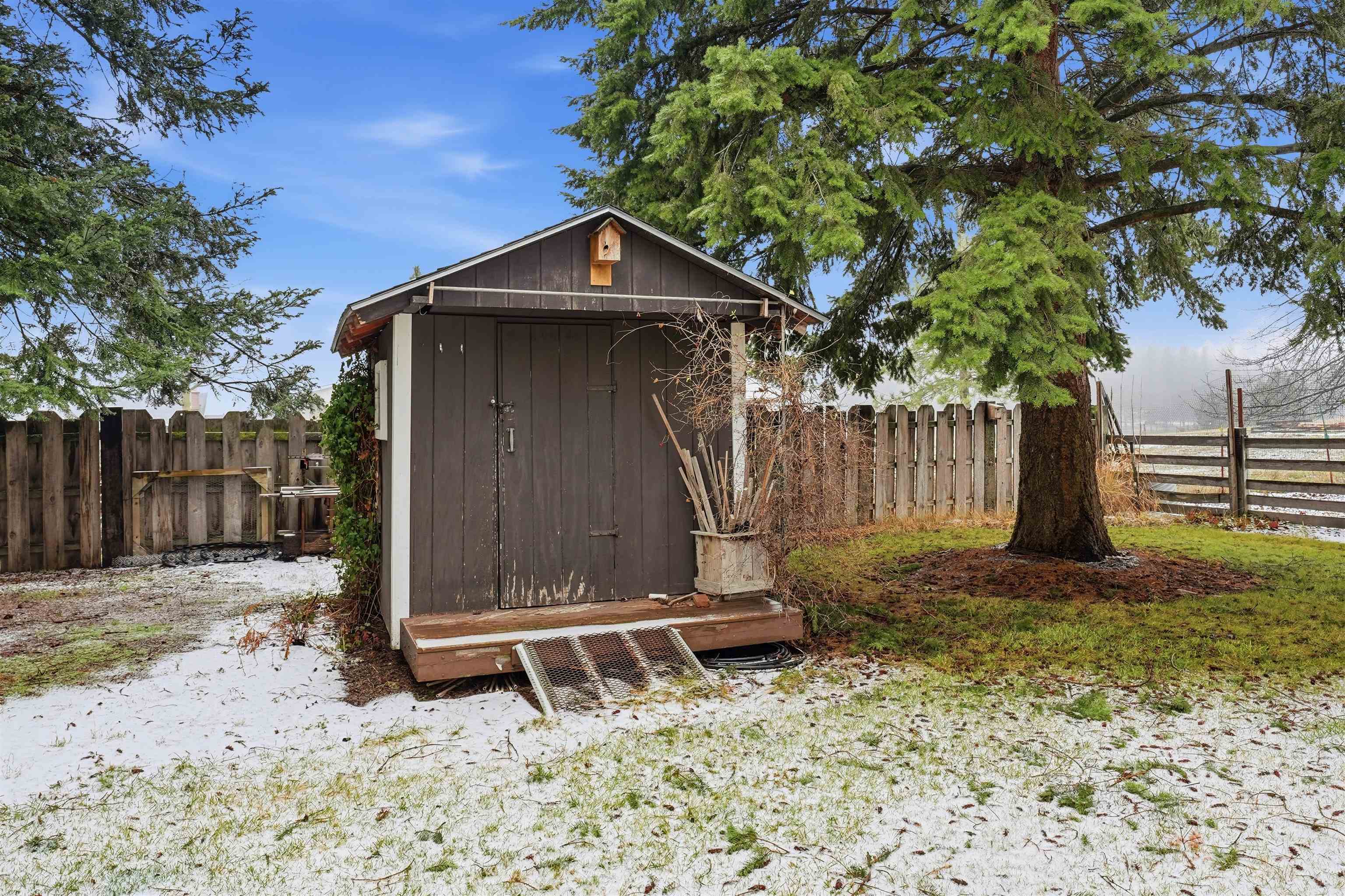 15220 E 36th Ave - Photo 39