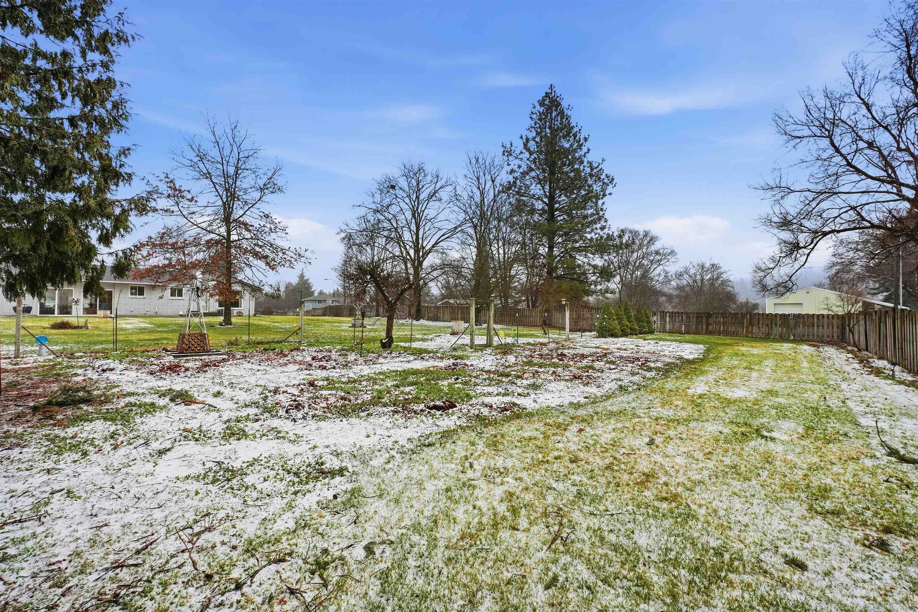 15220 E 36th Ave - Photo 40