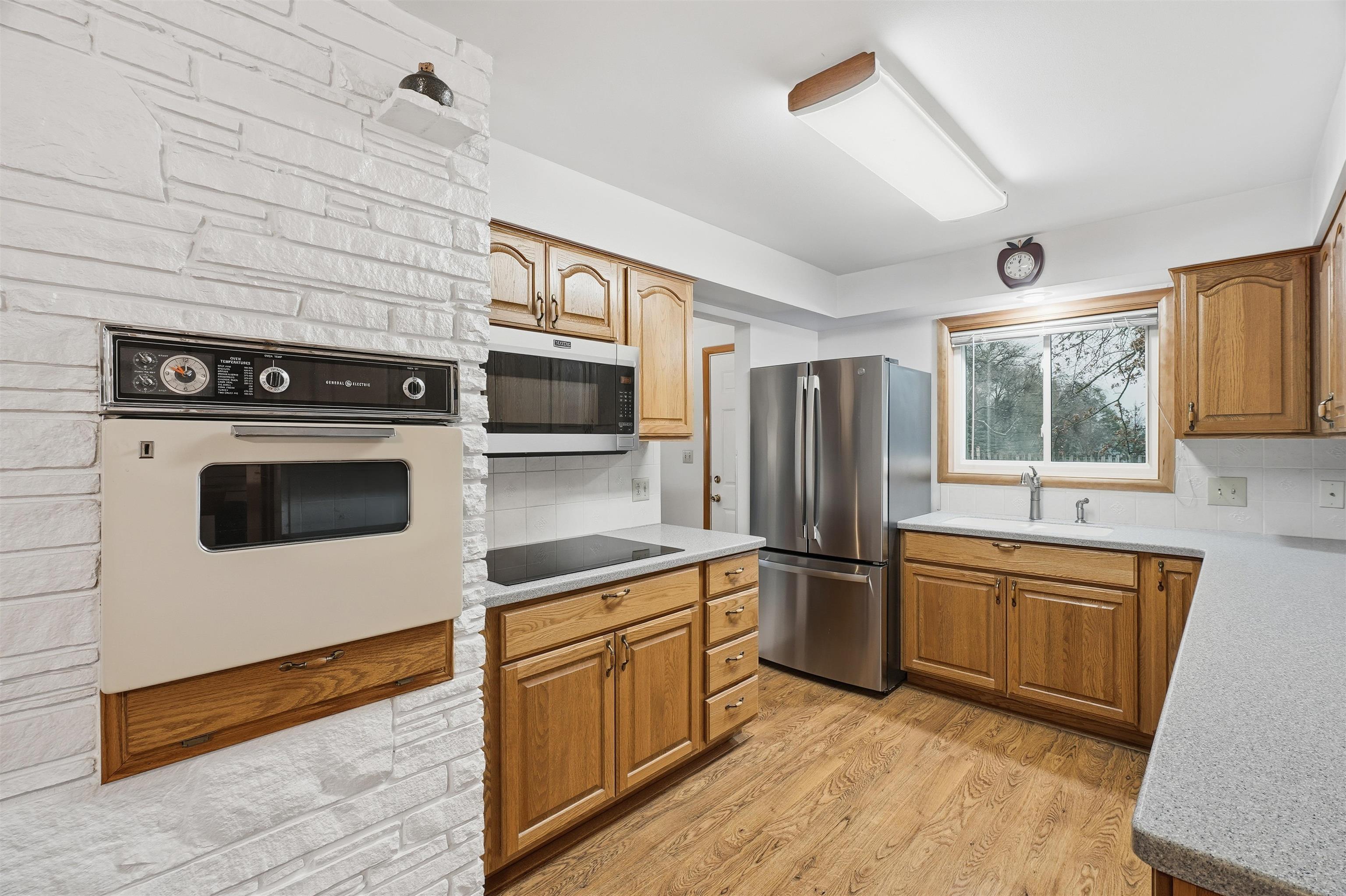 15220 E 36th Ave - Photo 9