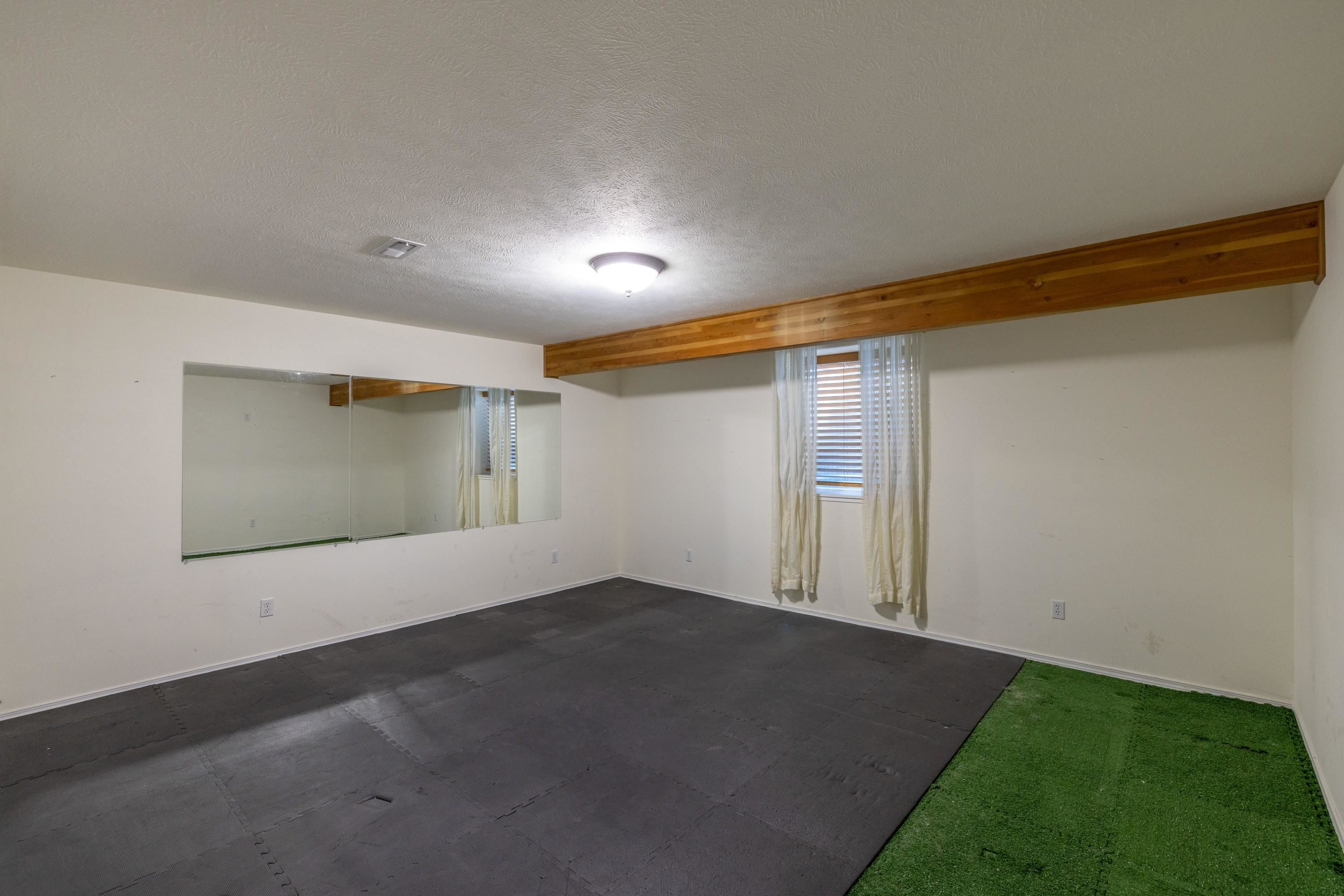 5606 W Newbury Dr - Photo 29