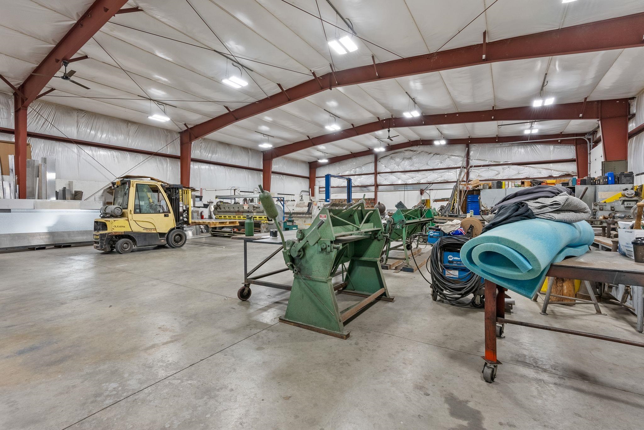 3315 N Tschirley Rd - Photo 22