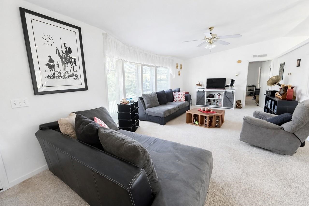 81 Morrow St - Photo 4